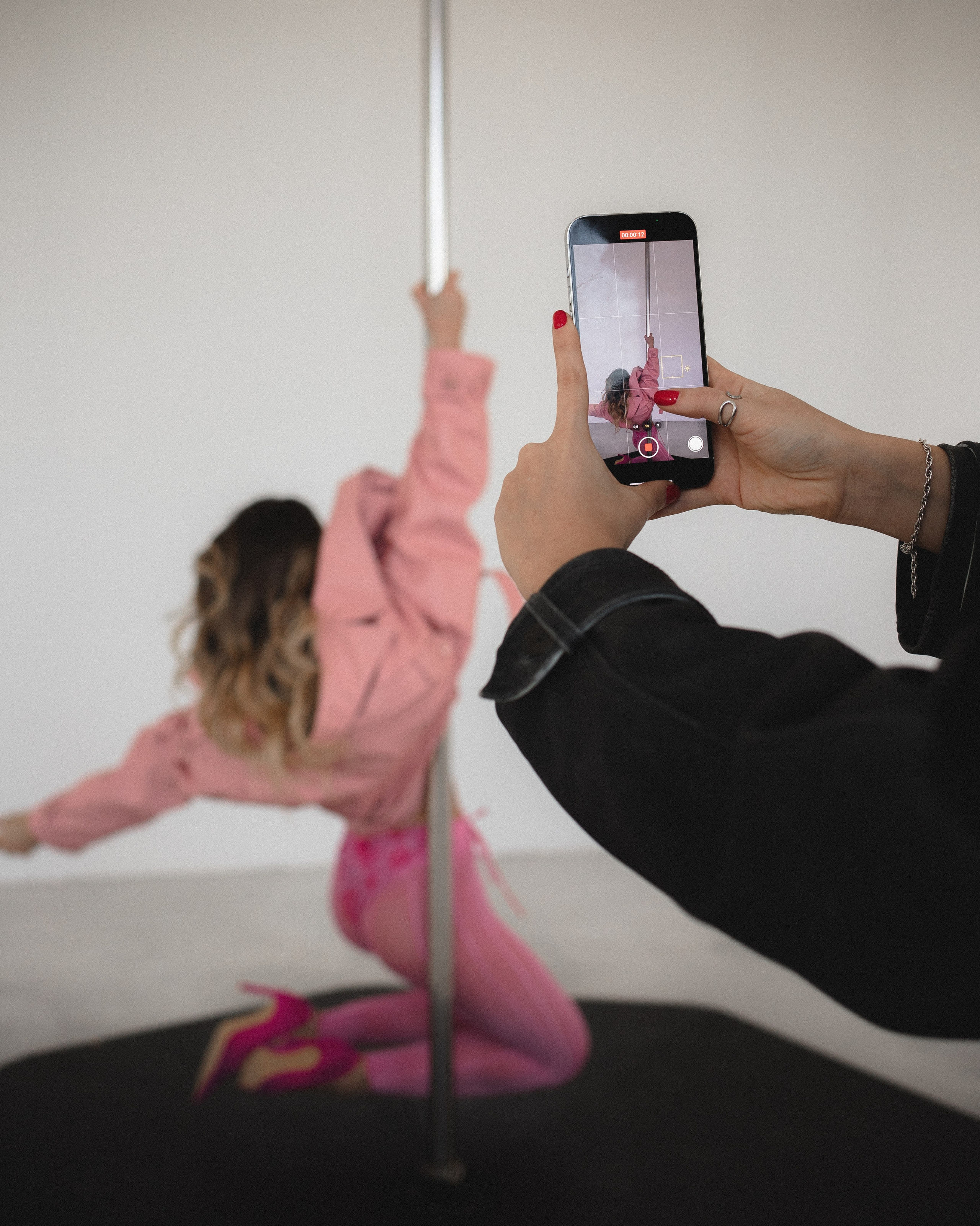 Monreve. Фотограф в Москве и Сургуте Алла Лесовая. Снимаю каталог для брендов и индивидуальные портреты для людей