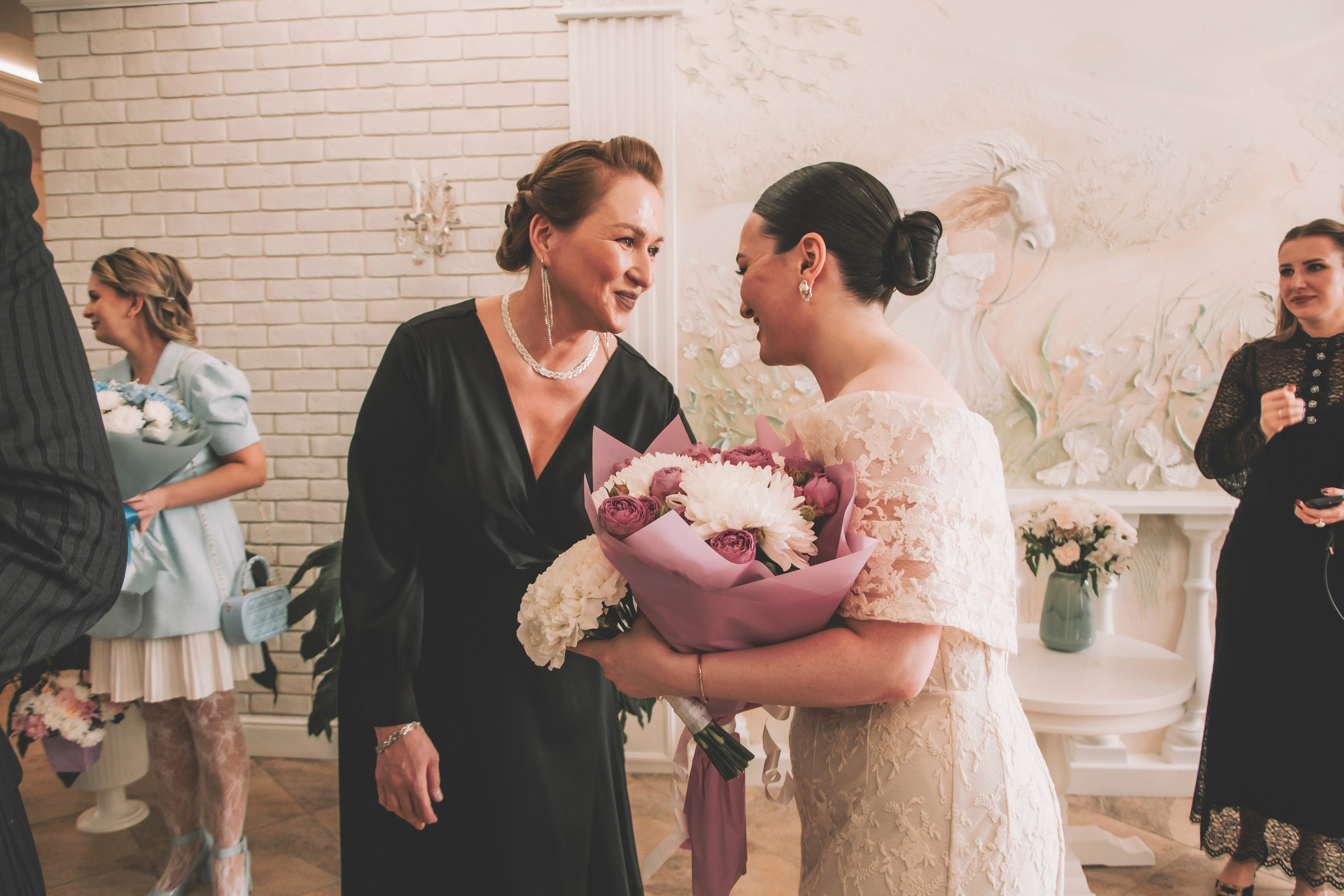 26.04.2025 (Фотосессия, роспись в Онии + фото с банкета). Семейный и свадебный фотограф Губкинский и Ставрополь