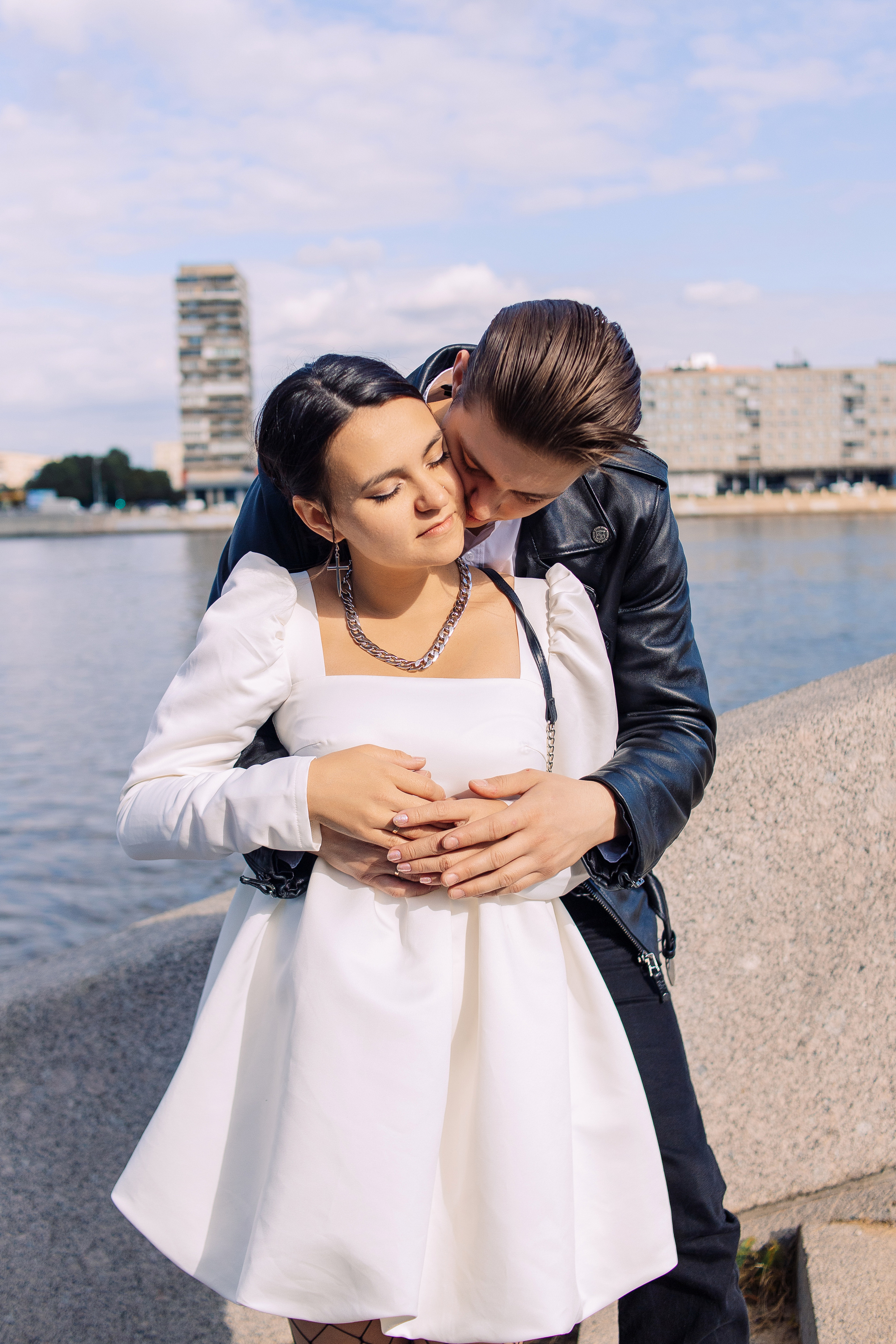 Свадебная прогулка по набережной в Санкт-Петербурге. Фотограф в Санкт-Петербурге, Анна Скворцова