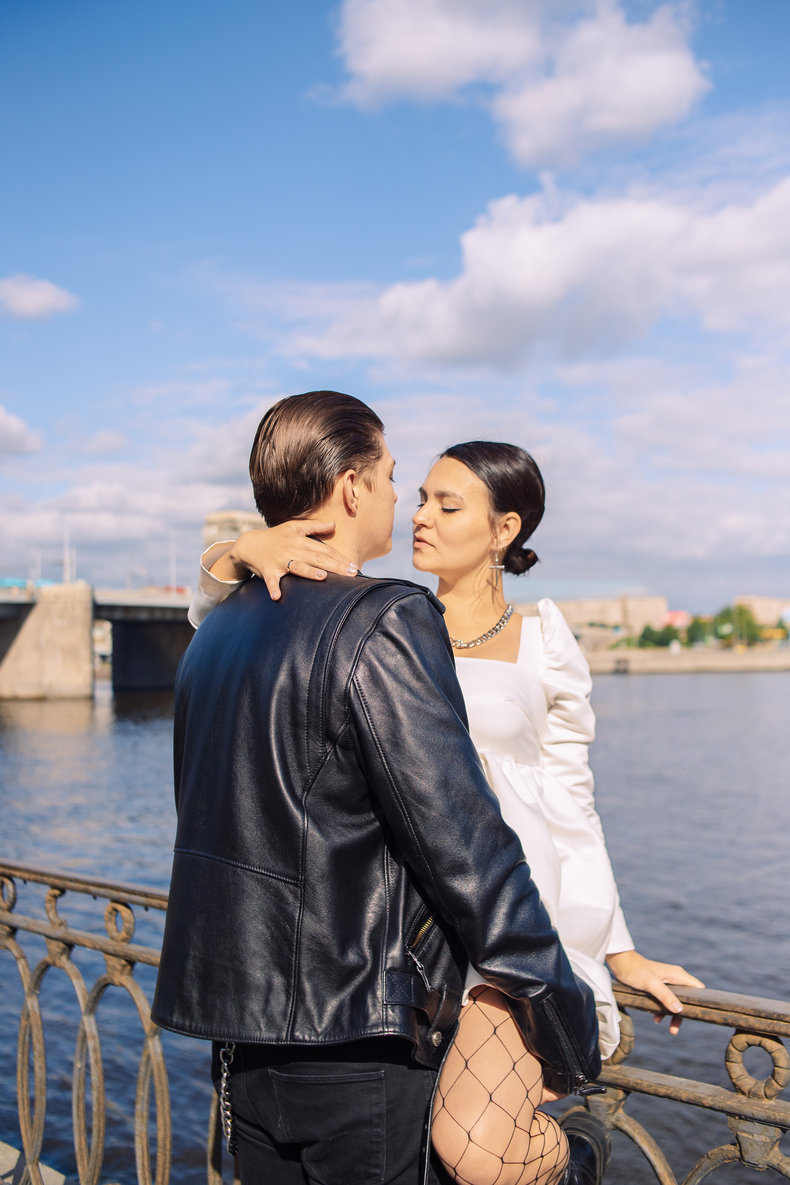 Свадебная прогулка по набережной в Санкт-Петербурге. Фотограф в Санкт-Петербурге, Анна Скворцова