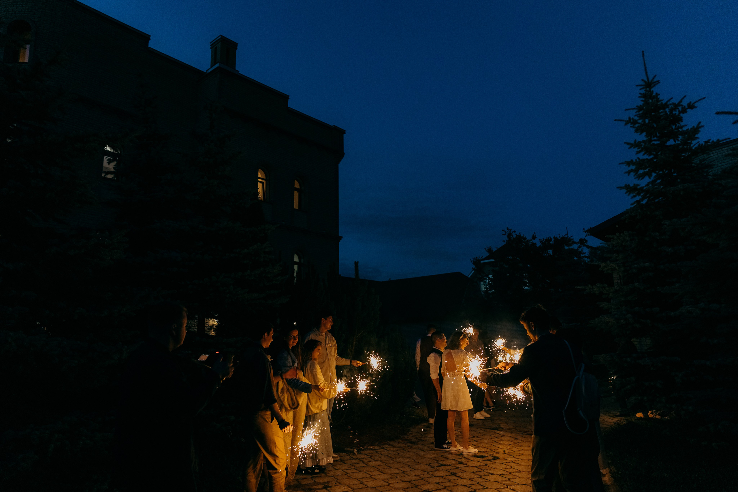 У нас было 2 дня, 2 радуги, 2 времени года и одна любовь. Свадебный фотограф в Санкт-Петербурге