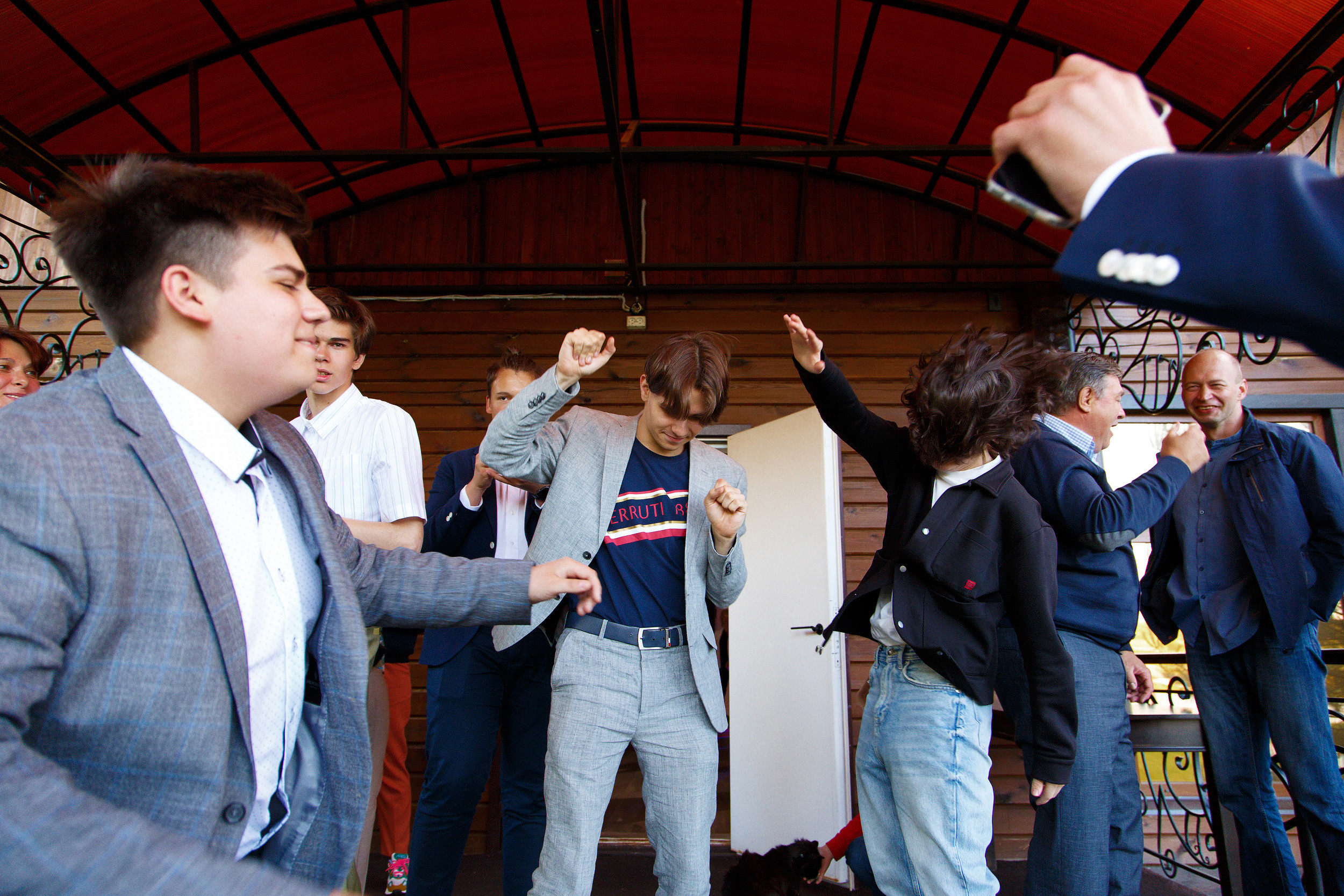 Выпускной Гимназия № 6 2022 г. Фотограф Дмитрий Молчанов | Фотограф Пермь | Фотограф