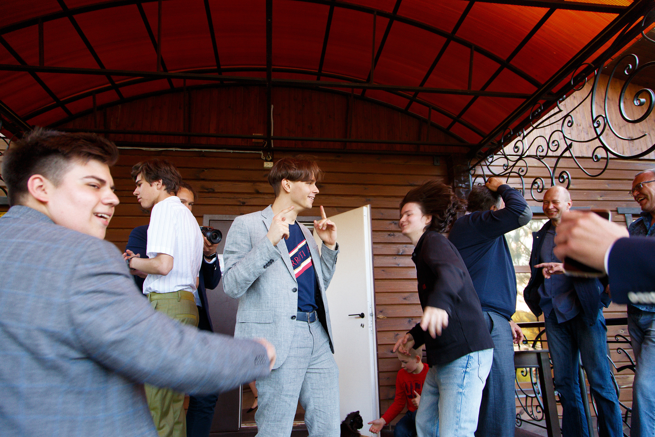 Выпускной Гимназия № 6 2022 г. Фотограф Дмитрий Молчанов | Фотограф Пермь | Фотограф