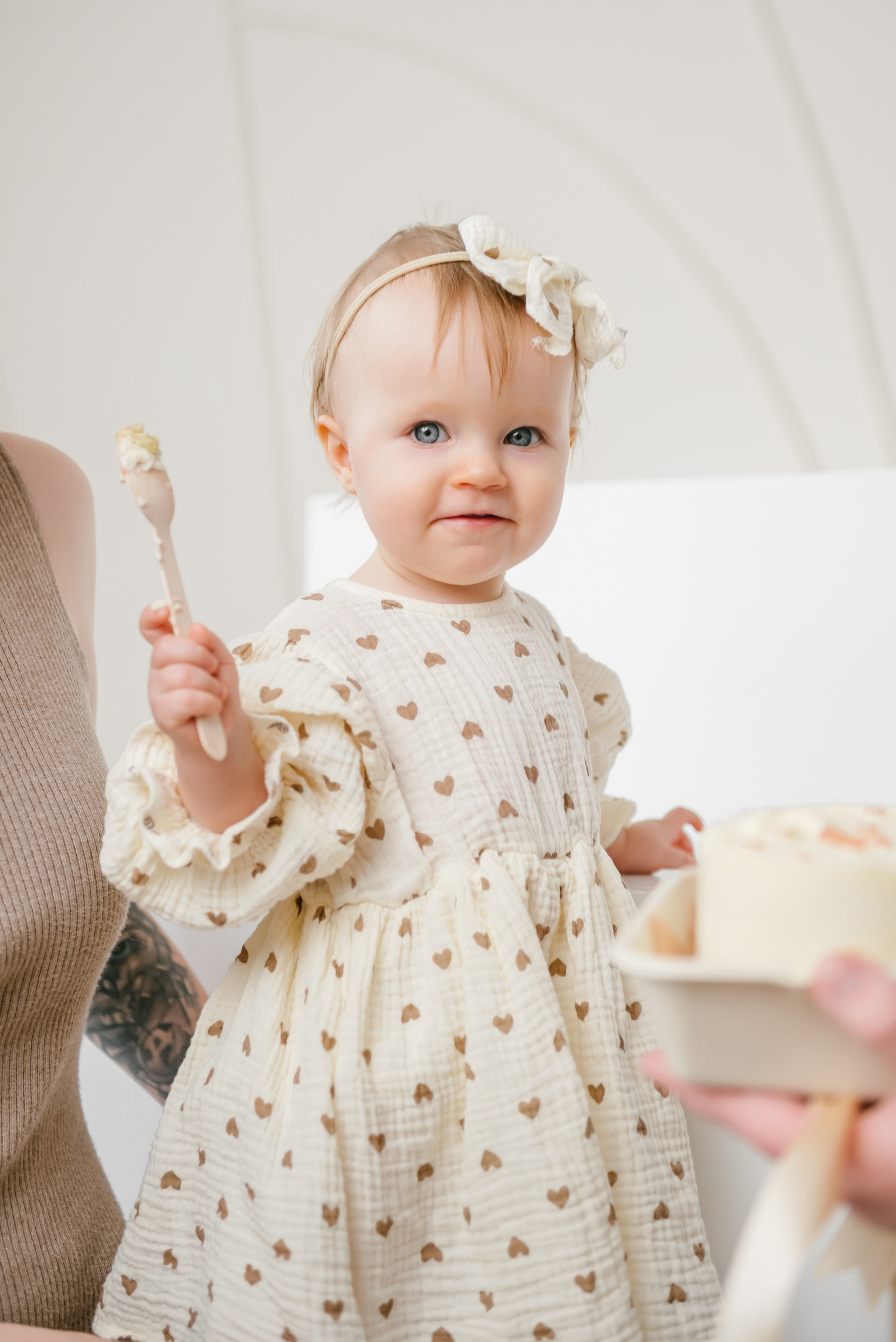 Семейная фотосессия в студии WOOD Кемерово