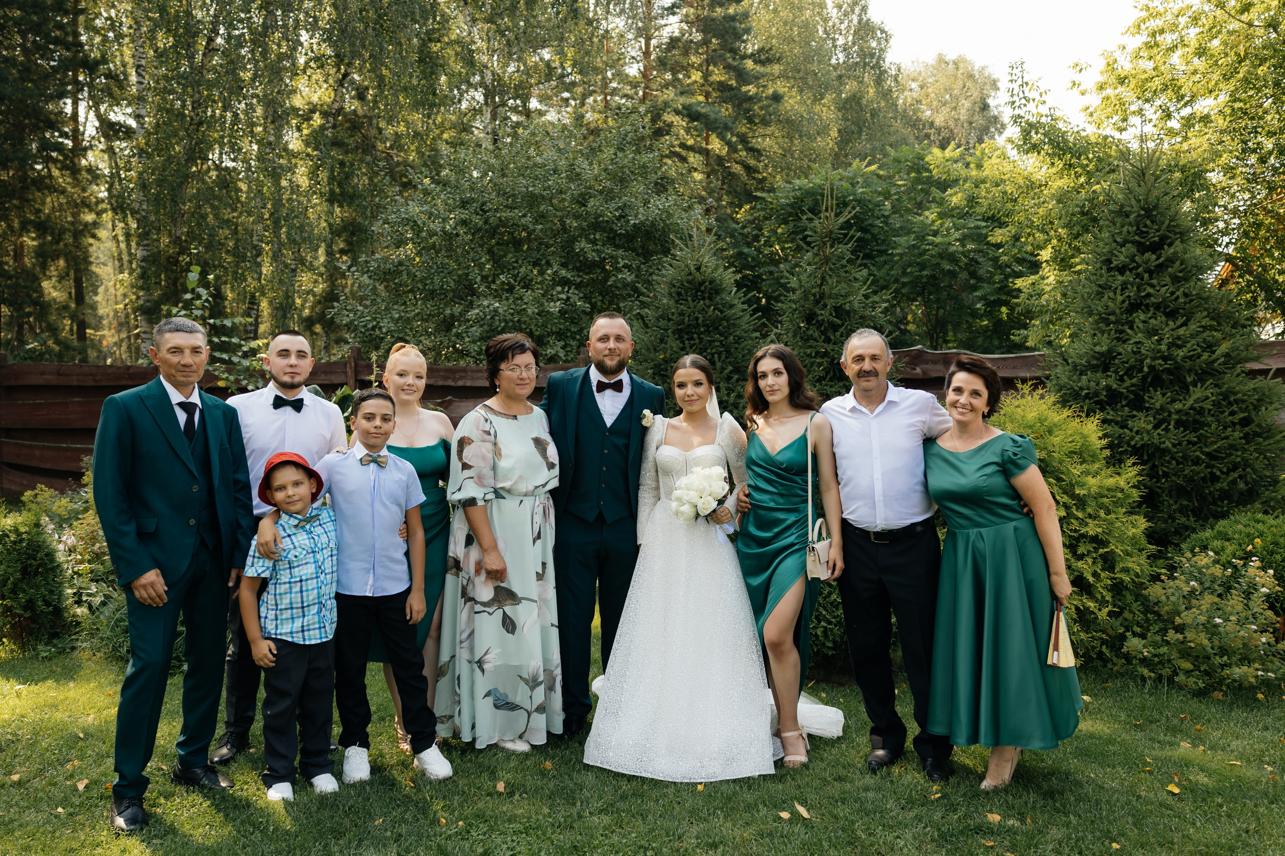 Свадебная история. Лесной Виладж. Свадебный и семейный фотограф Рассказова Виктория