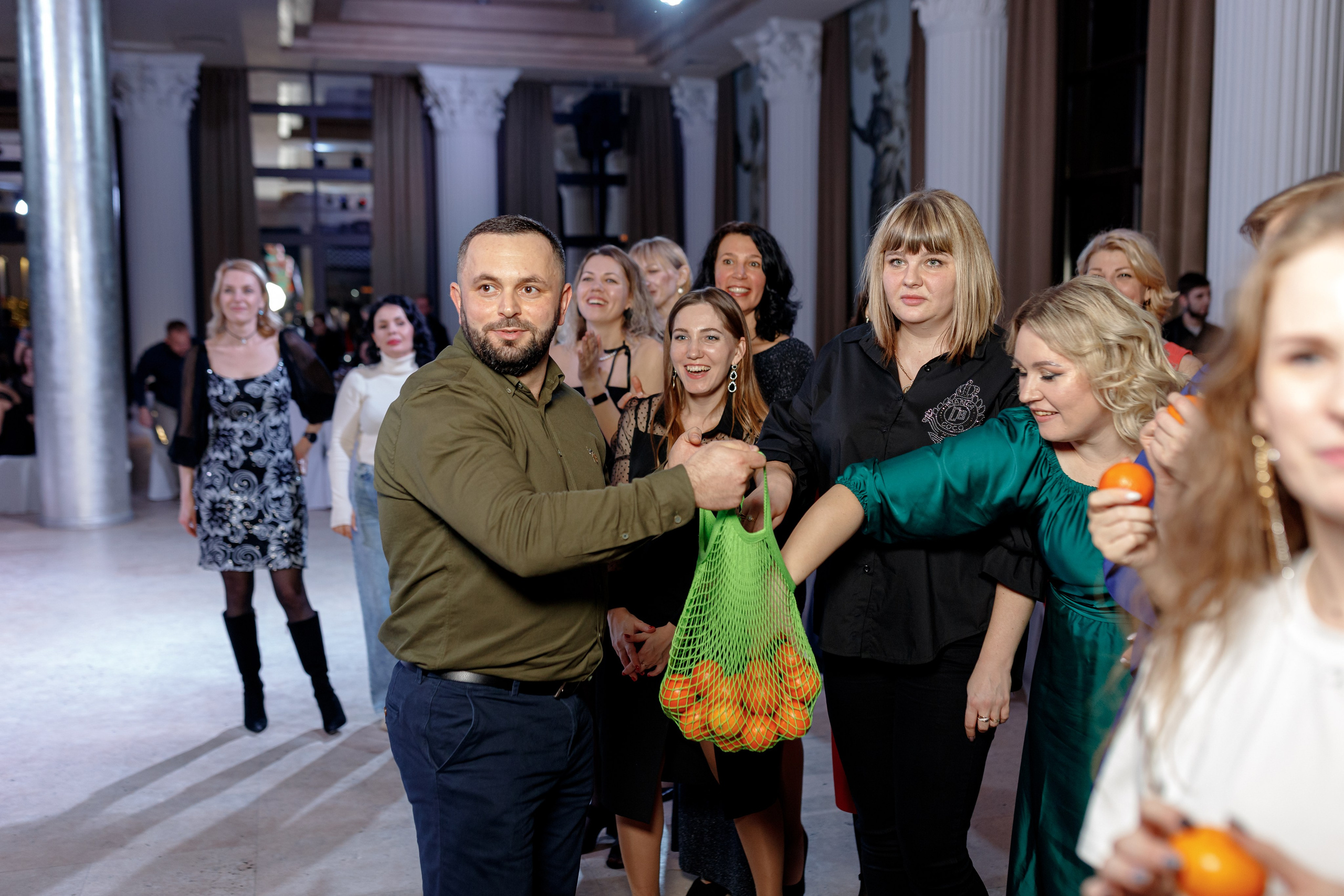 Репортажная фотосъёмка — корпоратив Tele2 2024