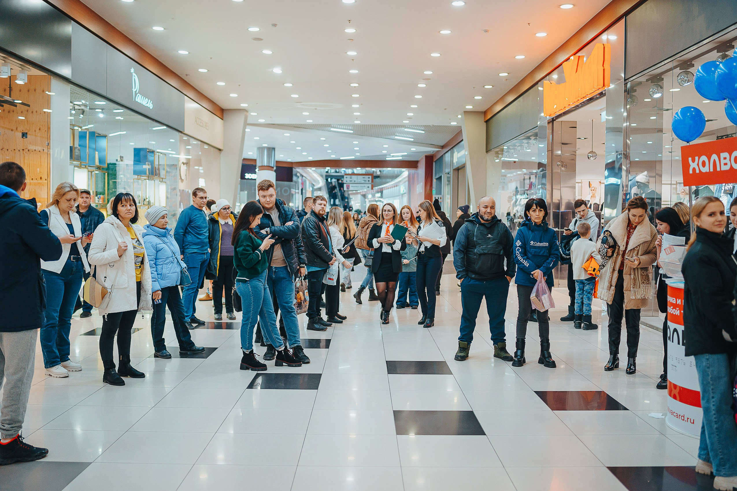 Совкомбанк Халва промо. Репортажный (Event) фотограф в Барнауле | Даниил Маркин | Качество и вайб