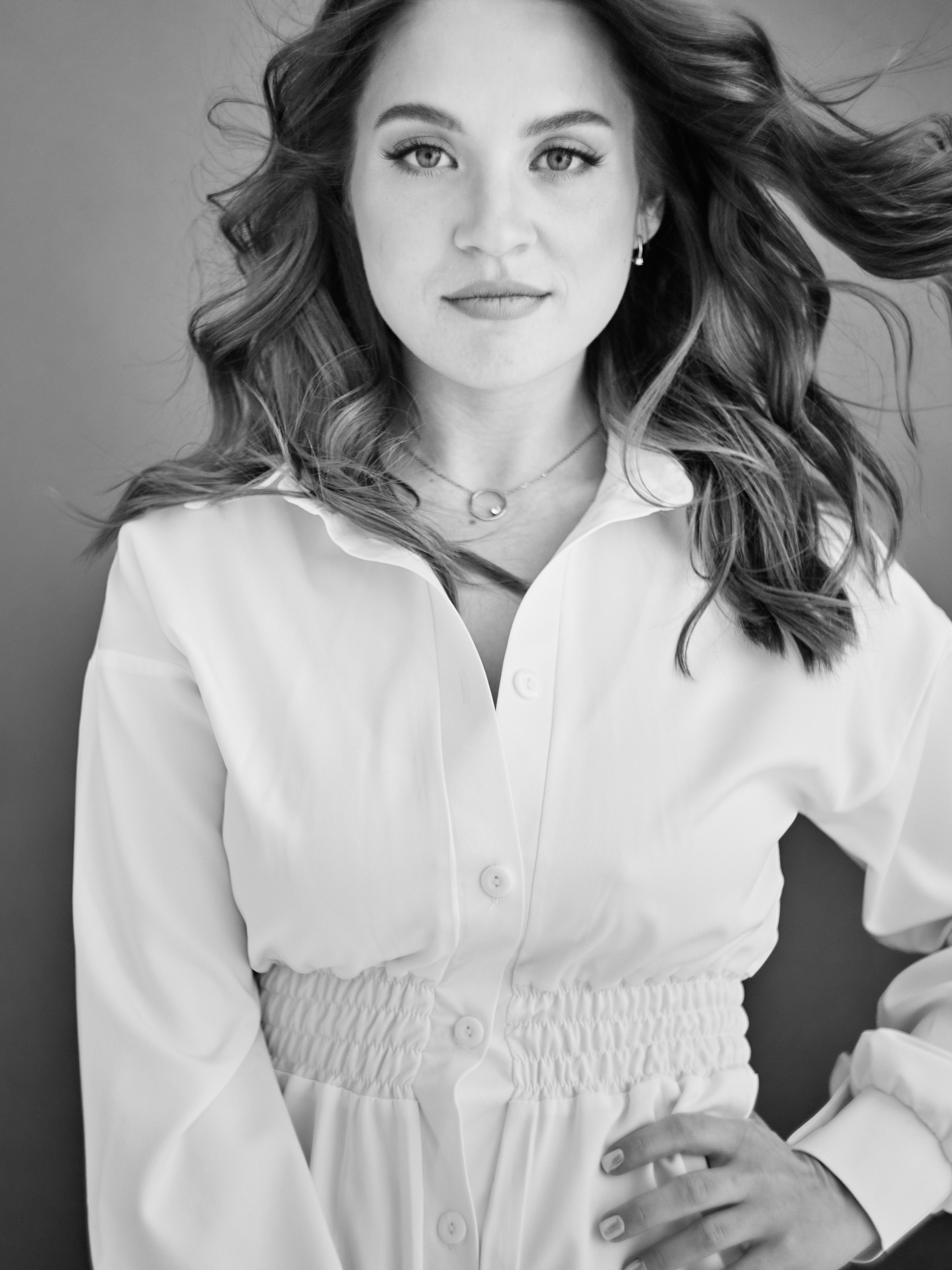 Студийная, белый зал для ребят. Детский семейный фотограф в Москве Светлана Микадзе