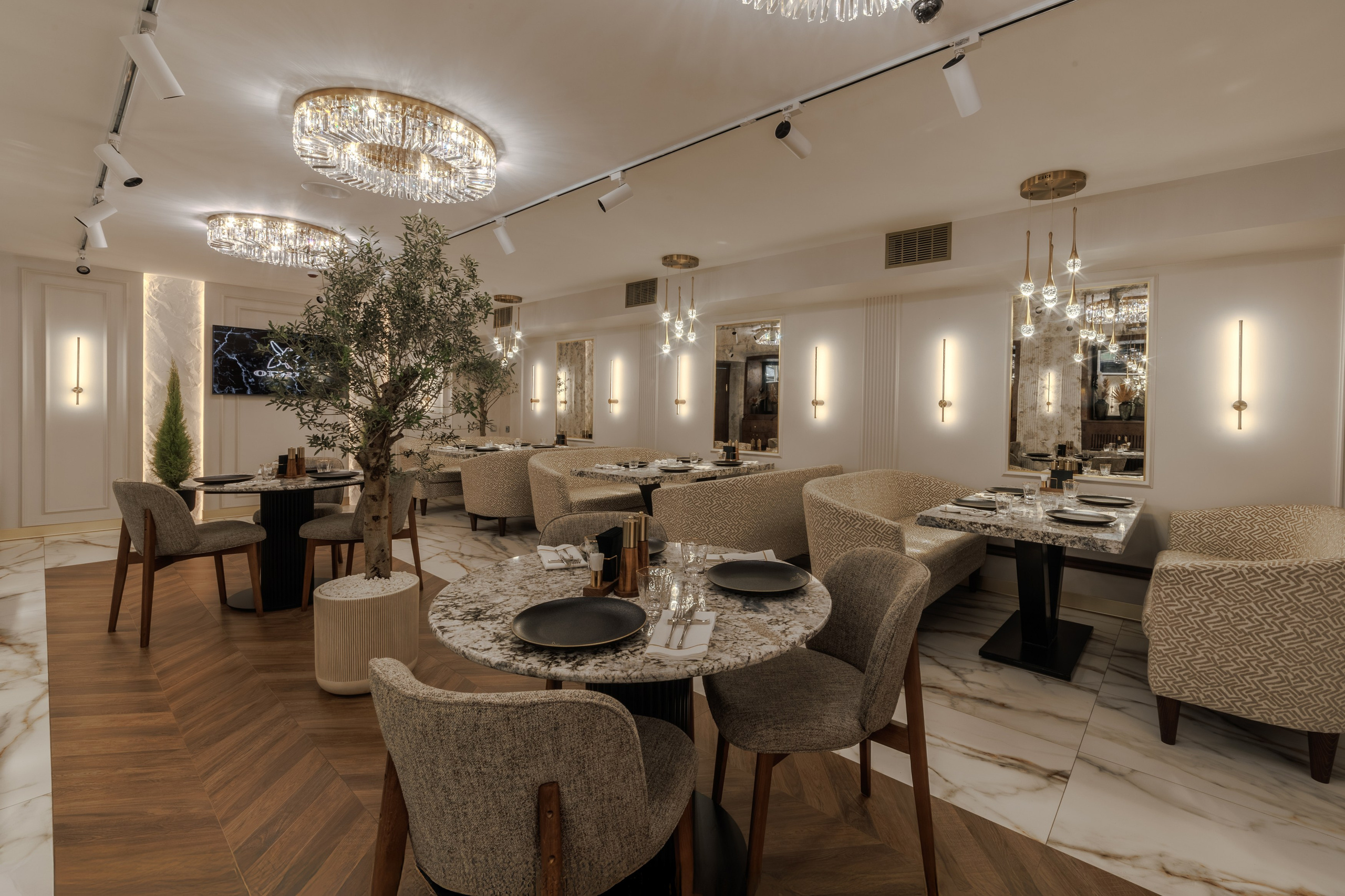 OFRIS. Репортажный фотограф в Санкт-Петербурге Жолудев Владислав