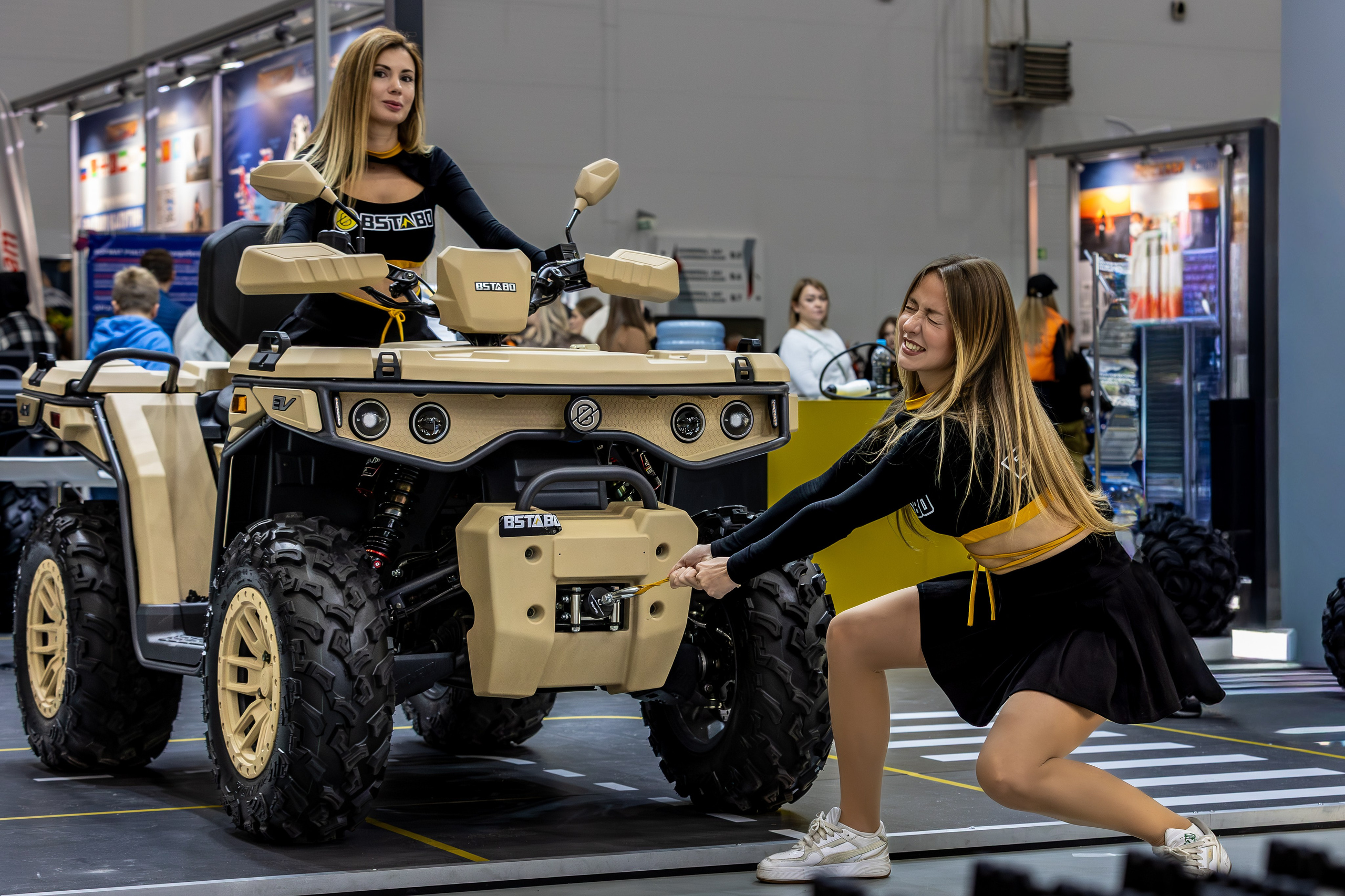 Стенд BSTABO. Reportage, studio, wedding, motorsport, commercial, photo shoot: Photographers Nikolai and Elena DvoTar