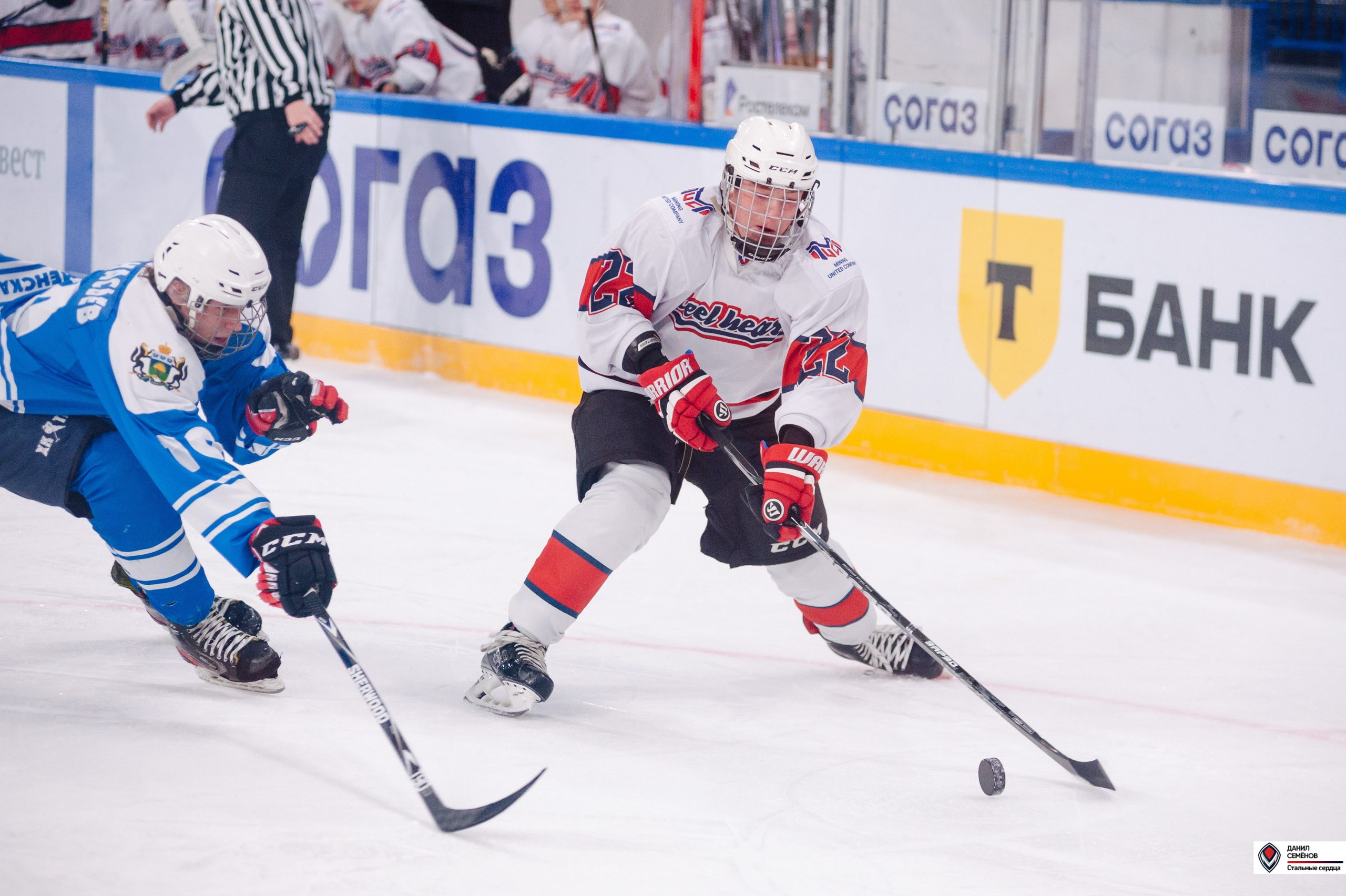 Чемпионат СХЛ. Стальные сердца — Газовик. Фотограф Магнитогорск Данил Семенов