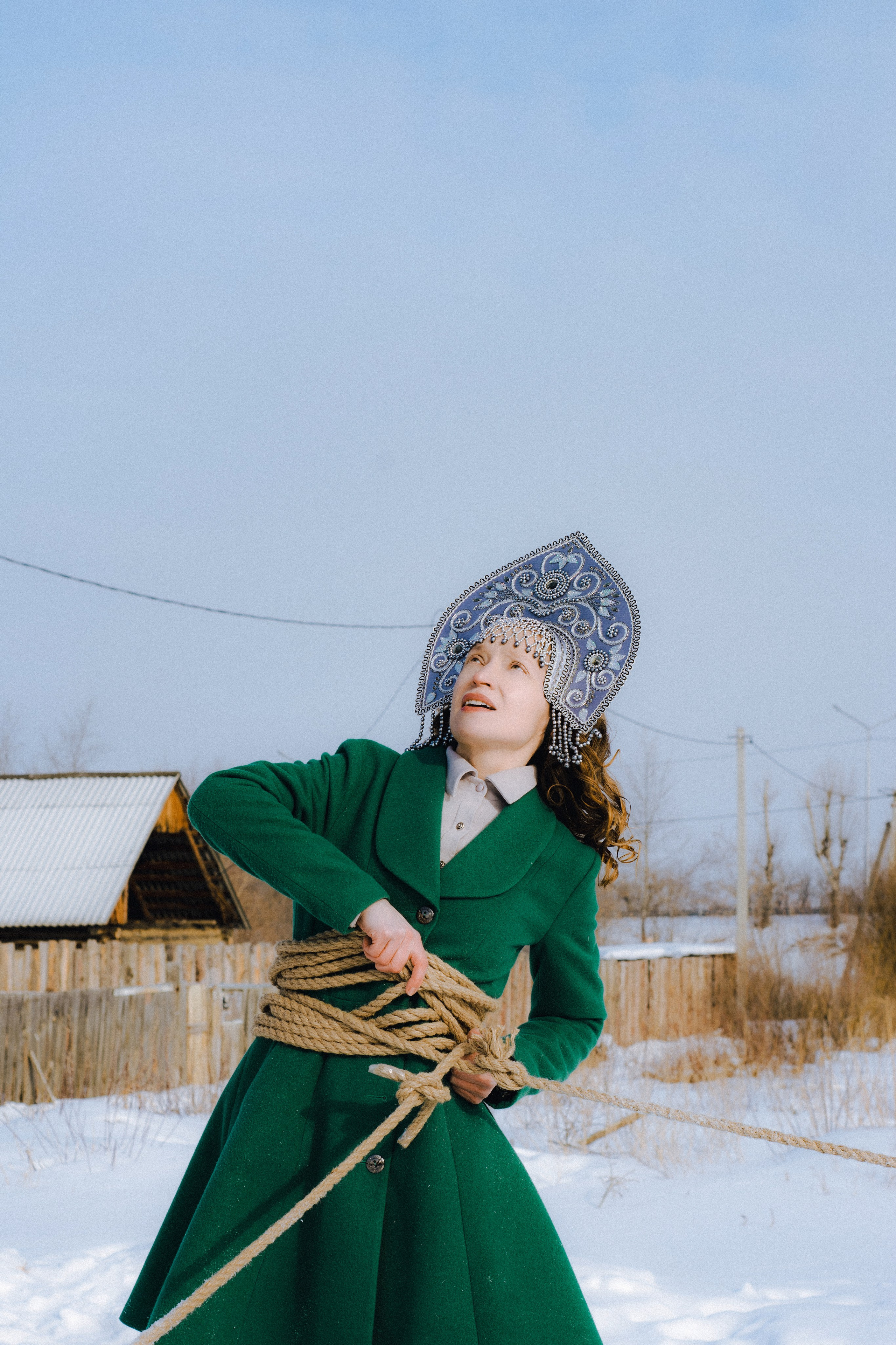 THE ROOT TETHER. Yulia Yurchevskaya | Art Director & Visual Visionary