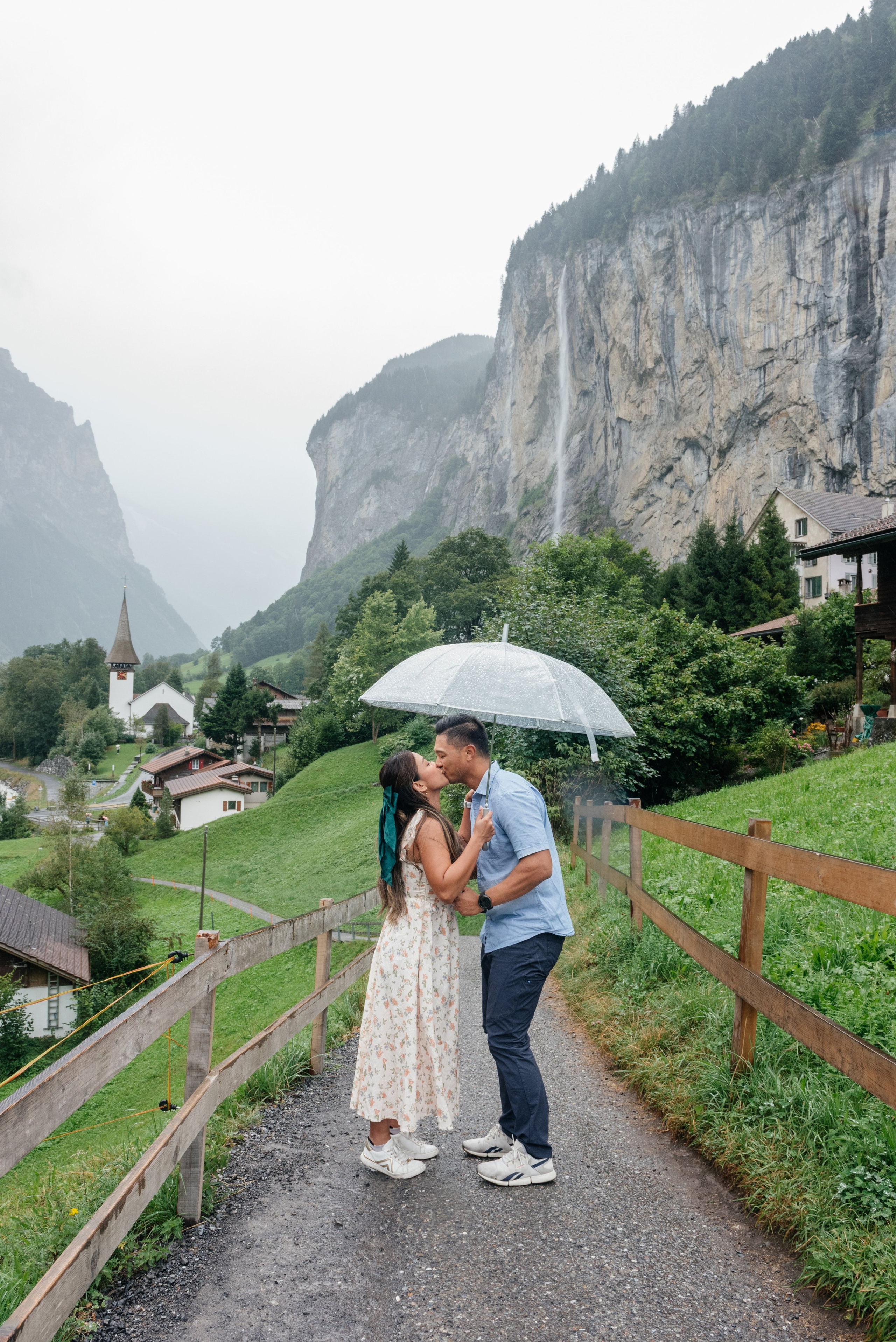 Angeline & Kenneth (Lauterbrunnen). Photographer in Interlaken area