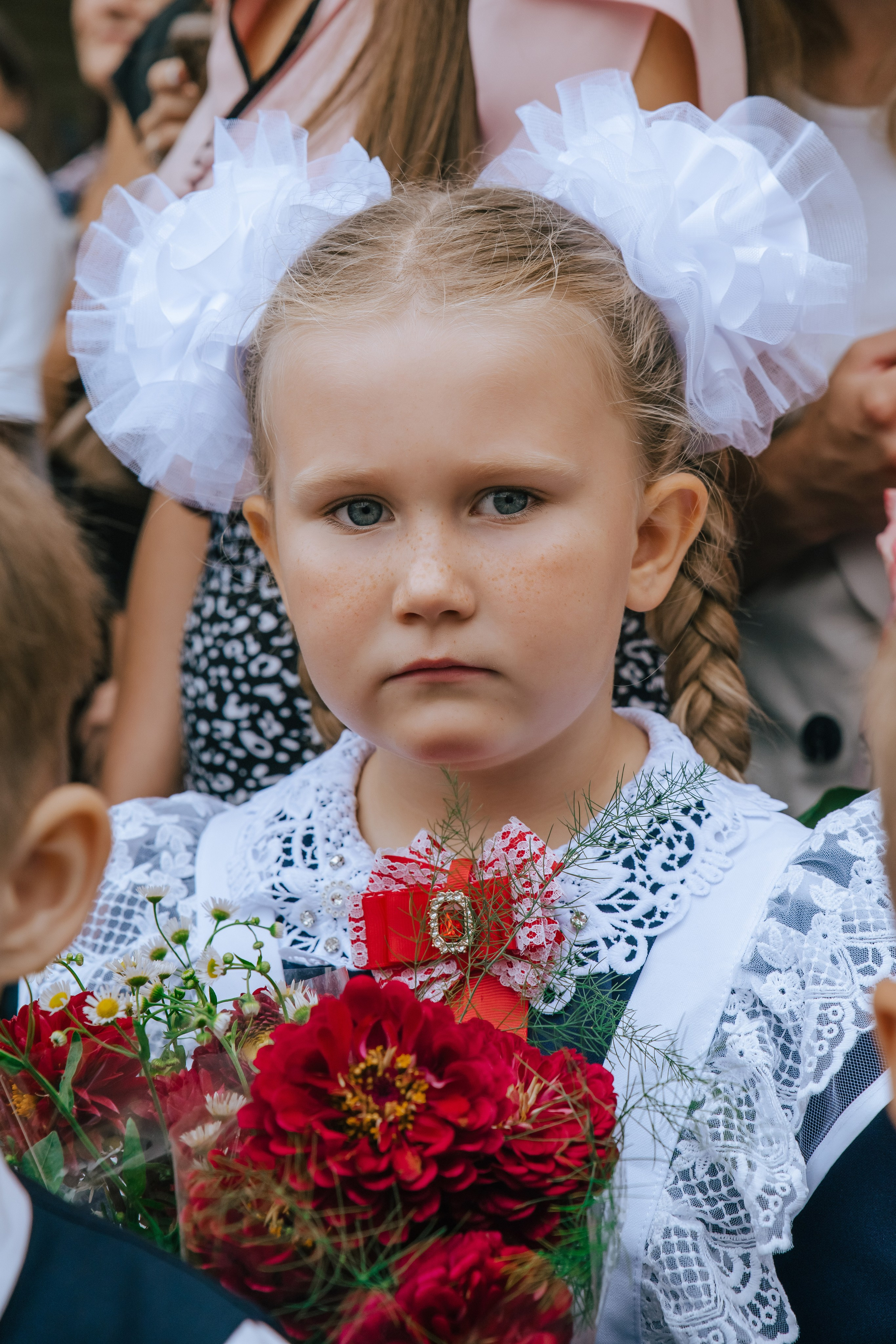 1в — школа 11 — 2025. Фотограф Ярмишко Дарья. Выпускные фотокниги