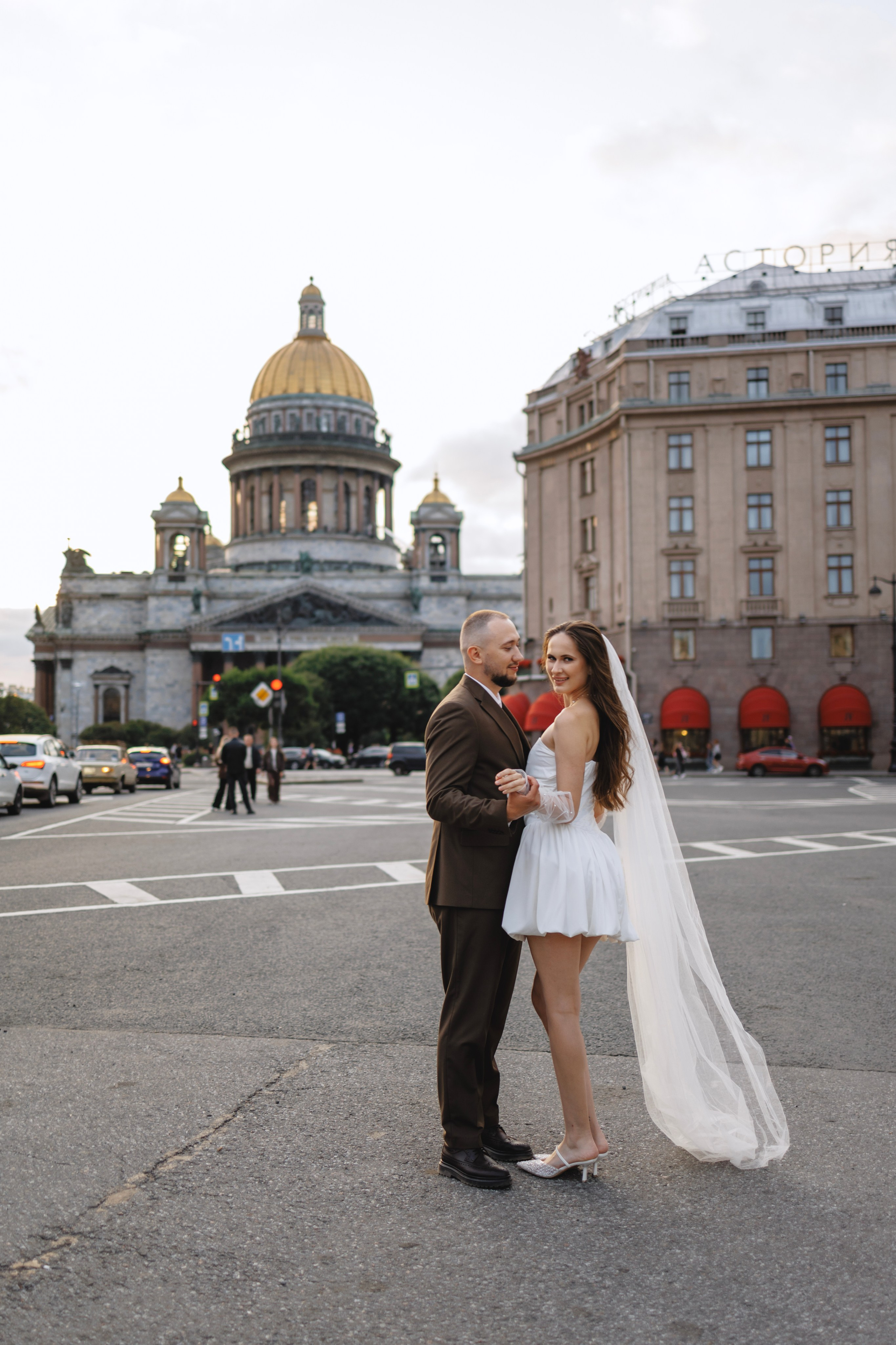 Руслан и Виолетта — Исаакий, Зимняя канавка. Боженова Елена фотограф Санкт-Петербург
