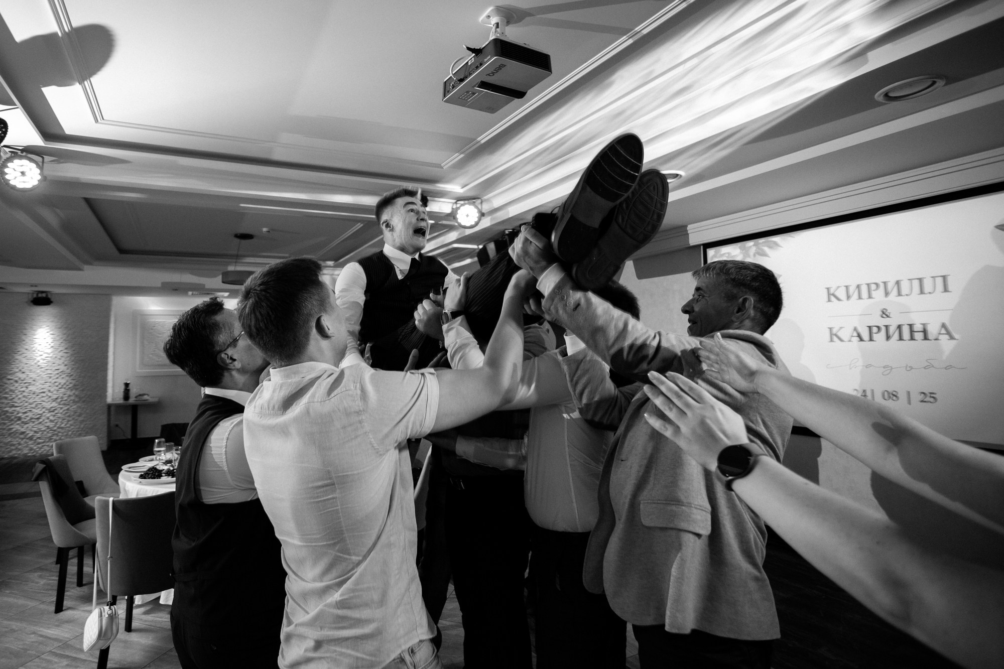 Кирилл и Карина. Свадебный и портретный фотограф в Омске Антон Карев