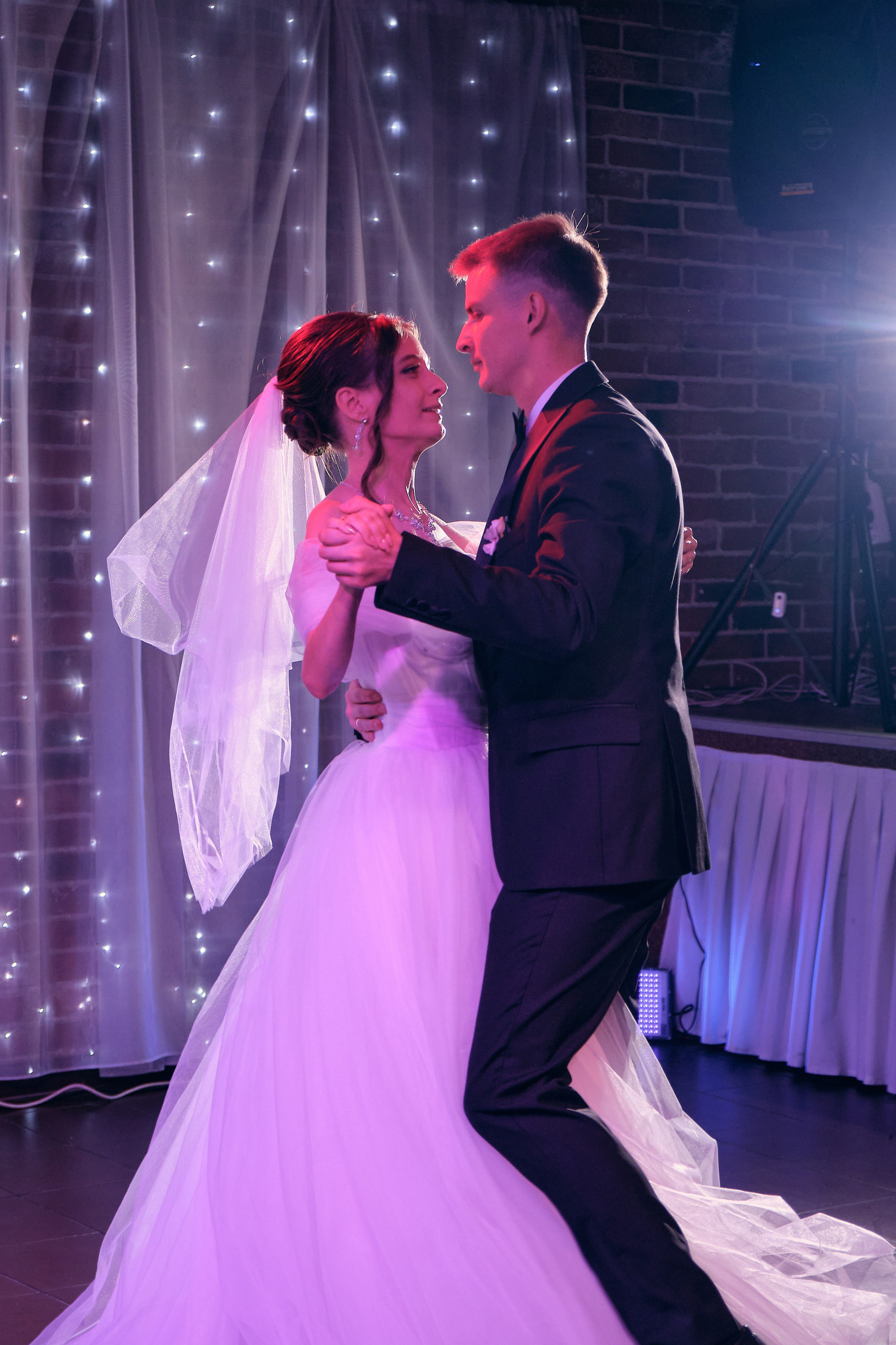 Банкет. Фэшн фотограф Арина Эльюс в Новосибирске