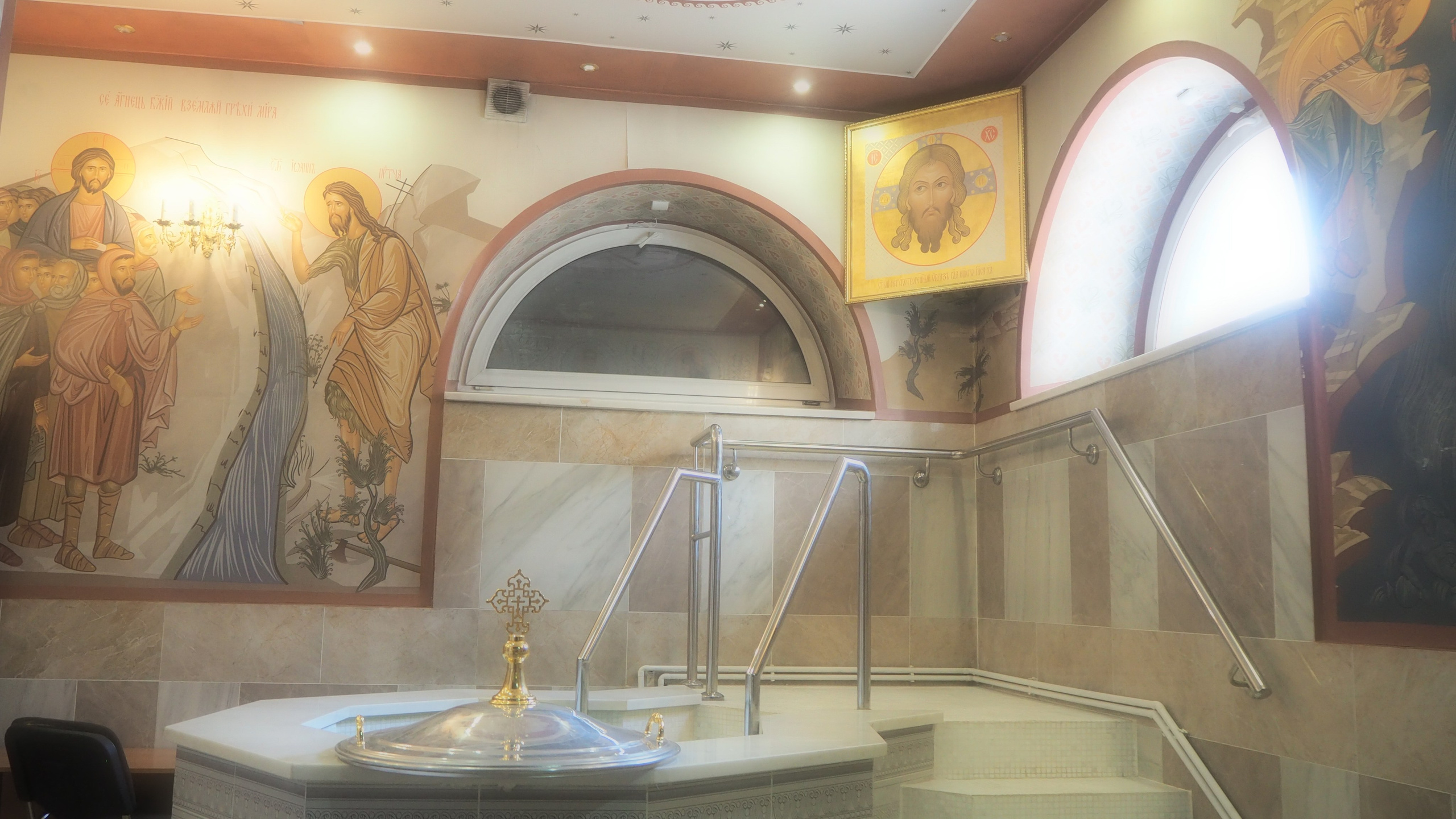 Крещение. Профессиональная коммерческая, промышленная и репортажная фотосъёмка для бизнеса