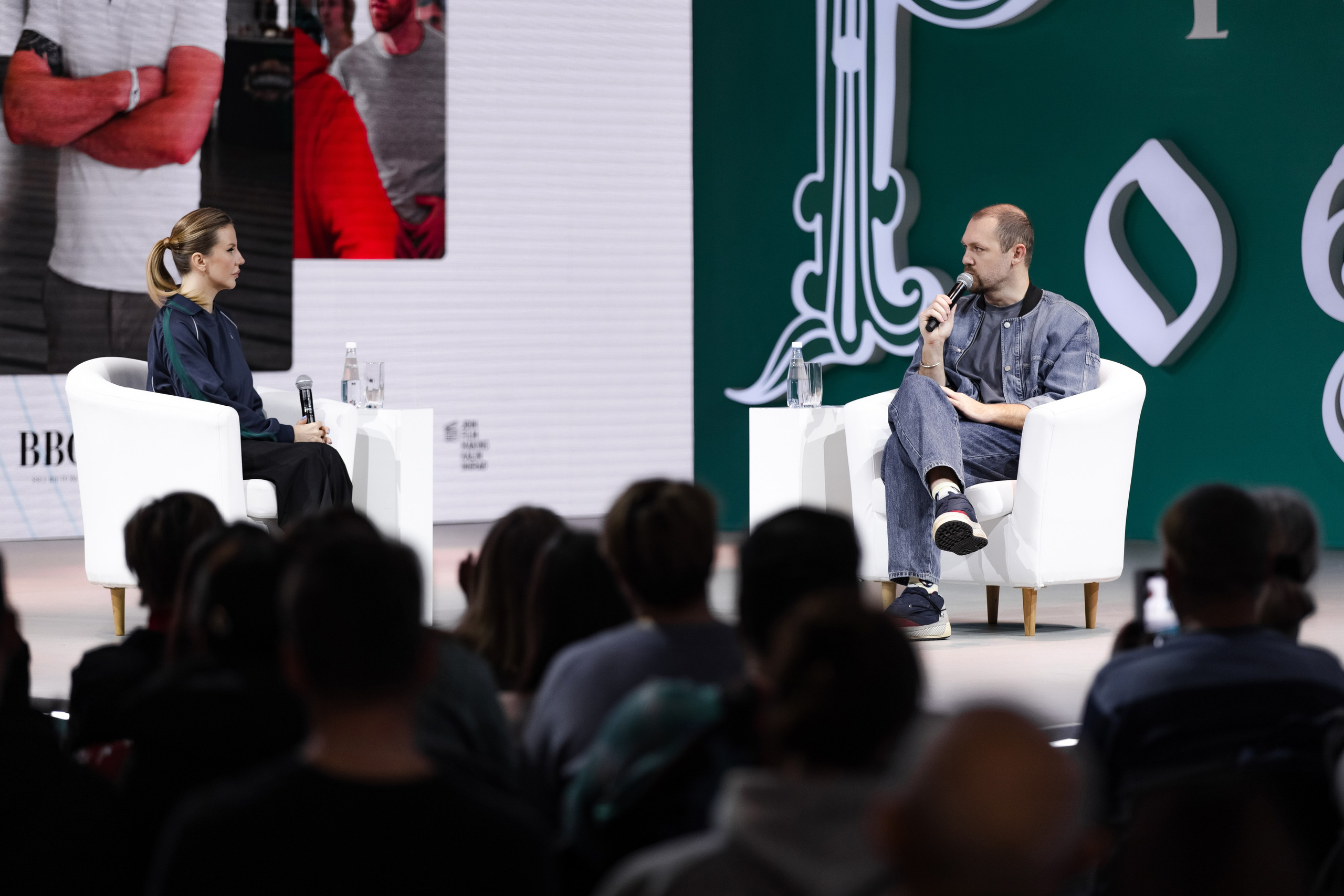 Выставка Россия: наша культура. Свадебный репортажный фотограф в Москве