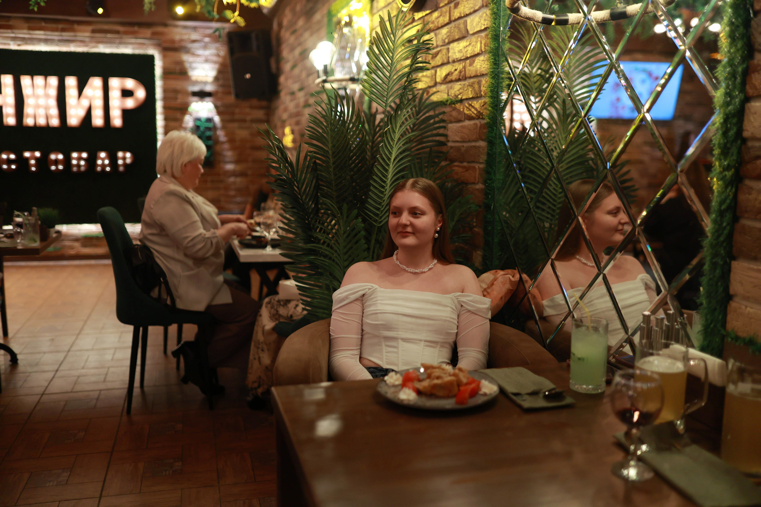 8 марта «Инжир». Andrey Pospelove. Фотограф в Саратове