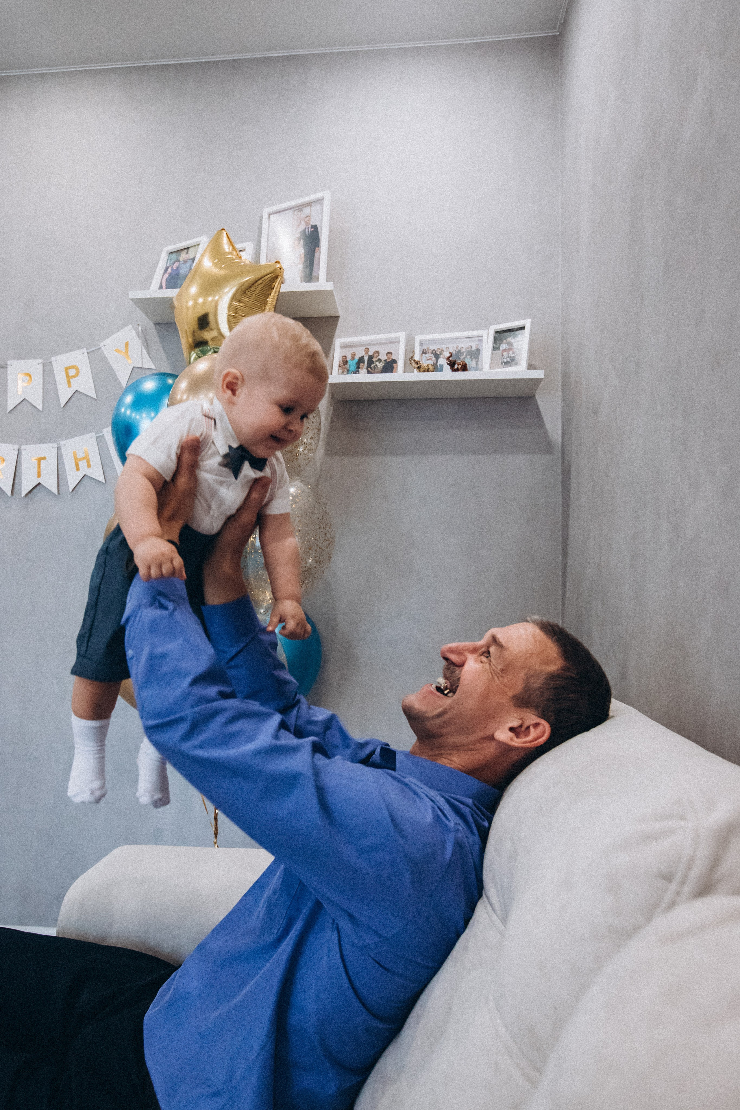 Семья Суворовых. Семейный фотограф Нижневартовск Тюмень Ефимова Ирина