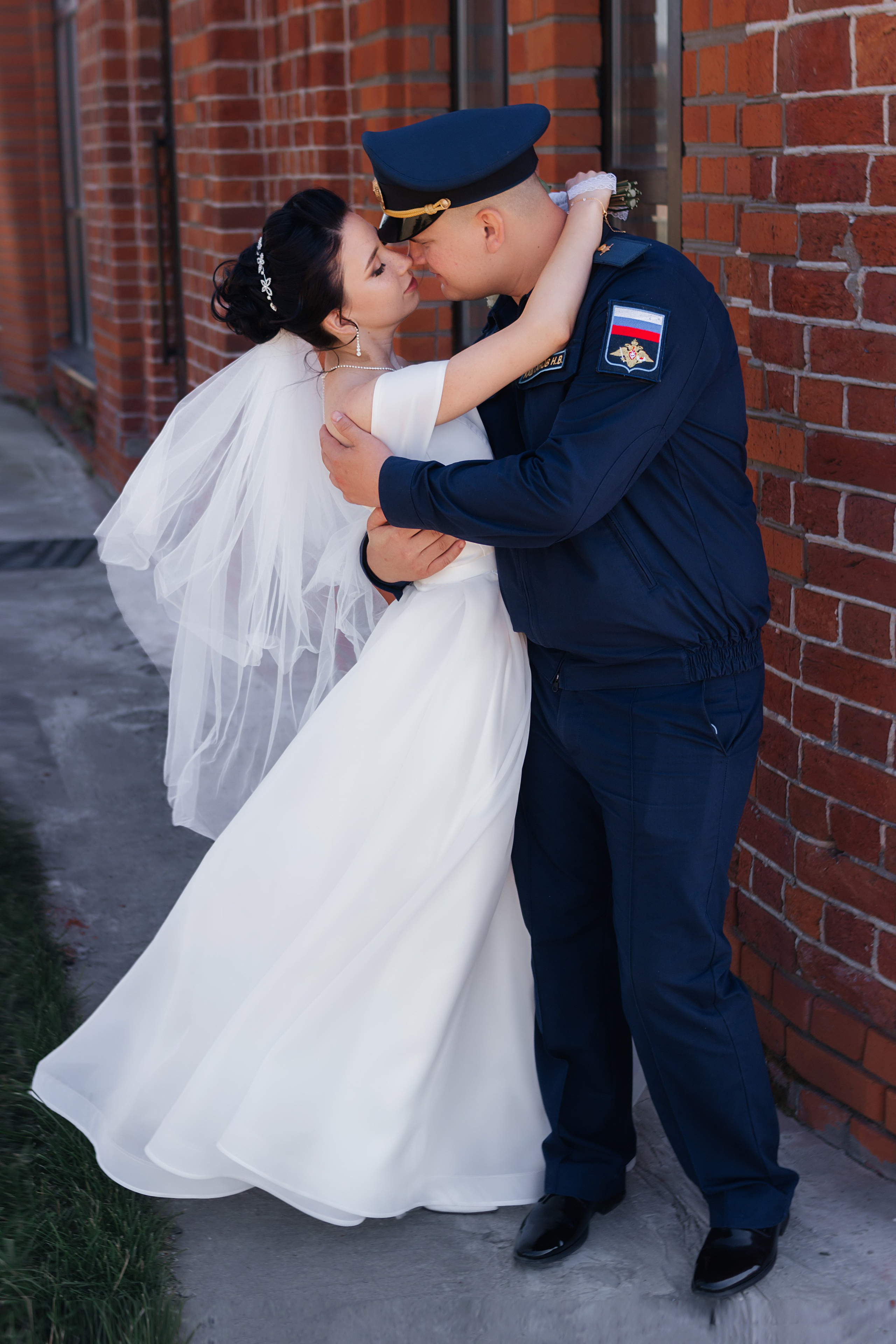 Свадебная съемка Лены и Никиты на Стрелке и в Ресторане Парус на Гребном канале. Свадебный фотограф и фотограф Love-Store в Нижнем Новгороде Анастасия