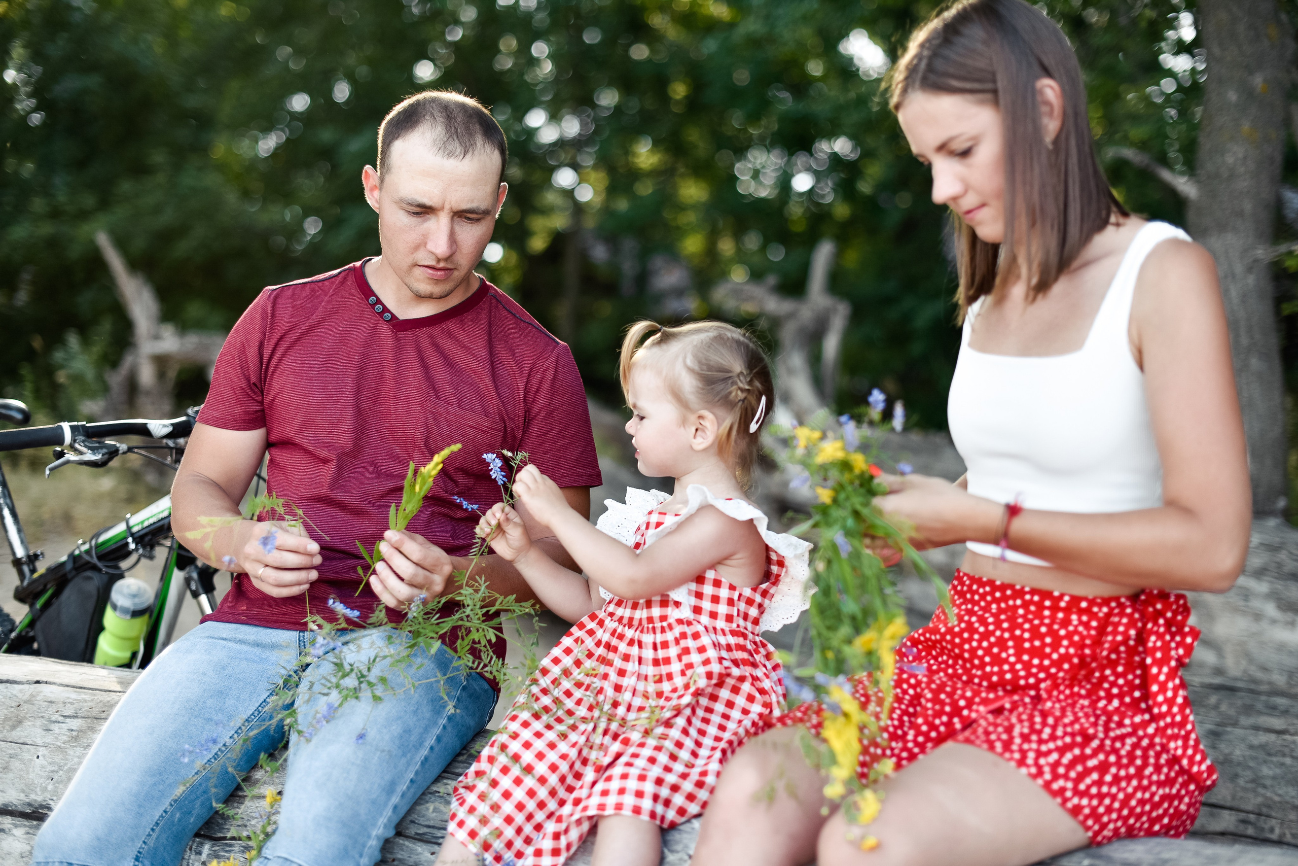 Семья Любочки, Максима и Машеньки