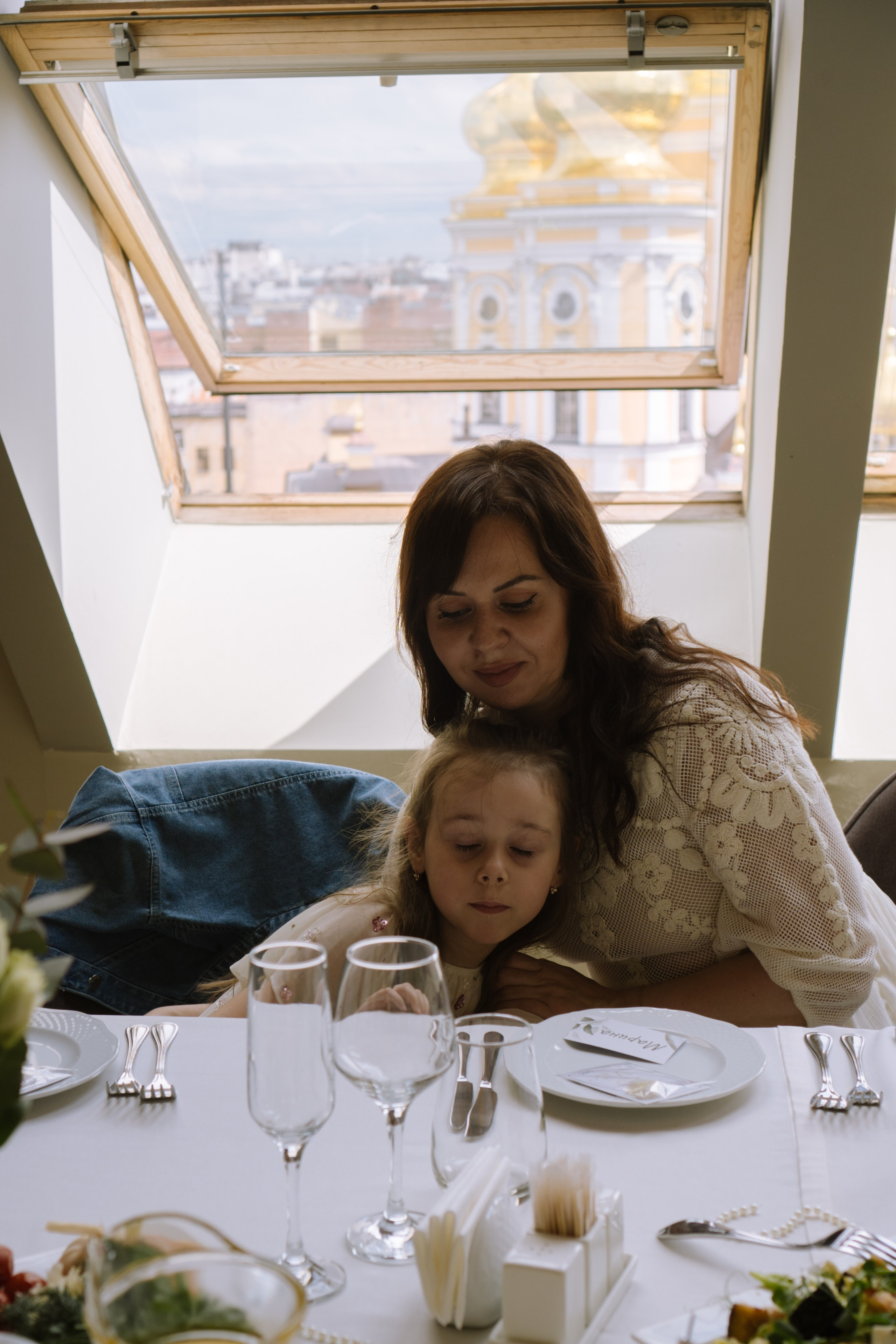 СВАДЕБНЫЙ БАНКЕТ НА ВЛАДИМИРСКОЙ В САНКТ-ПЕТЕРБУРГЕ (КАМЕРНАЯ СВАДЬБА). Профессиональный фотограф, Санкт-Петербург — Виктория Богомолова