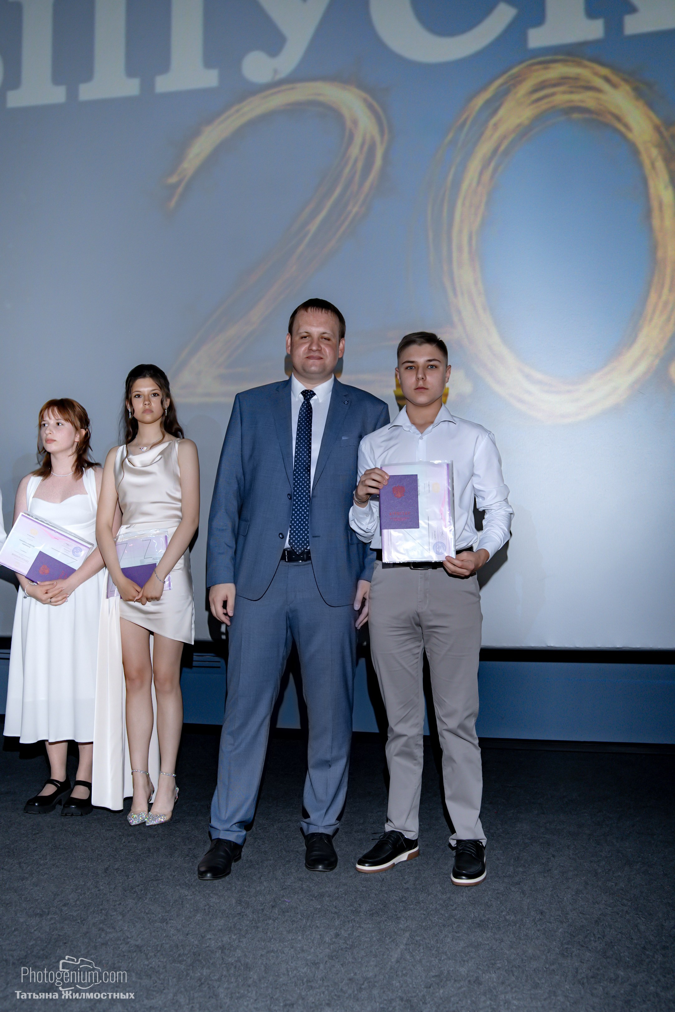 Выпускной 9"Д» класс школа № 35. Фотограф Нижний Новгород Татьяна Кейод