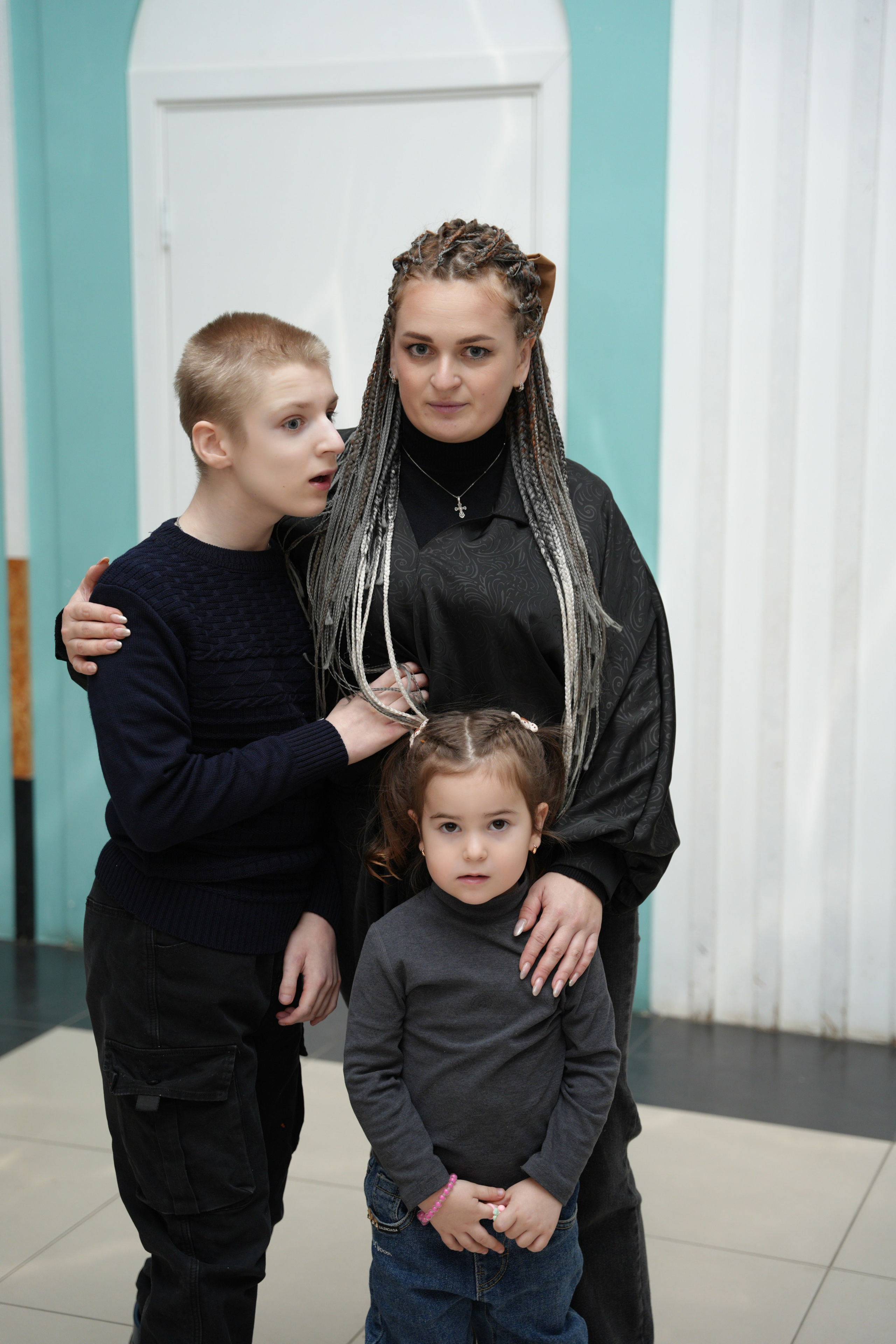 Социально —благотворительная акция «Ты в этом мире не один», посвященная Международному дню инвалидов. ВЫПУСКНЫЕ АЛЬБОМЫ, Школьный фотограф, семейный и свадебный в Саратове и области Ольга Плаксина