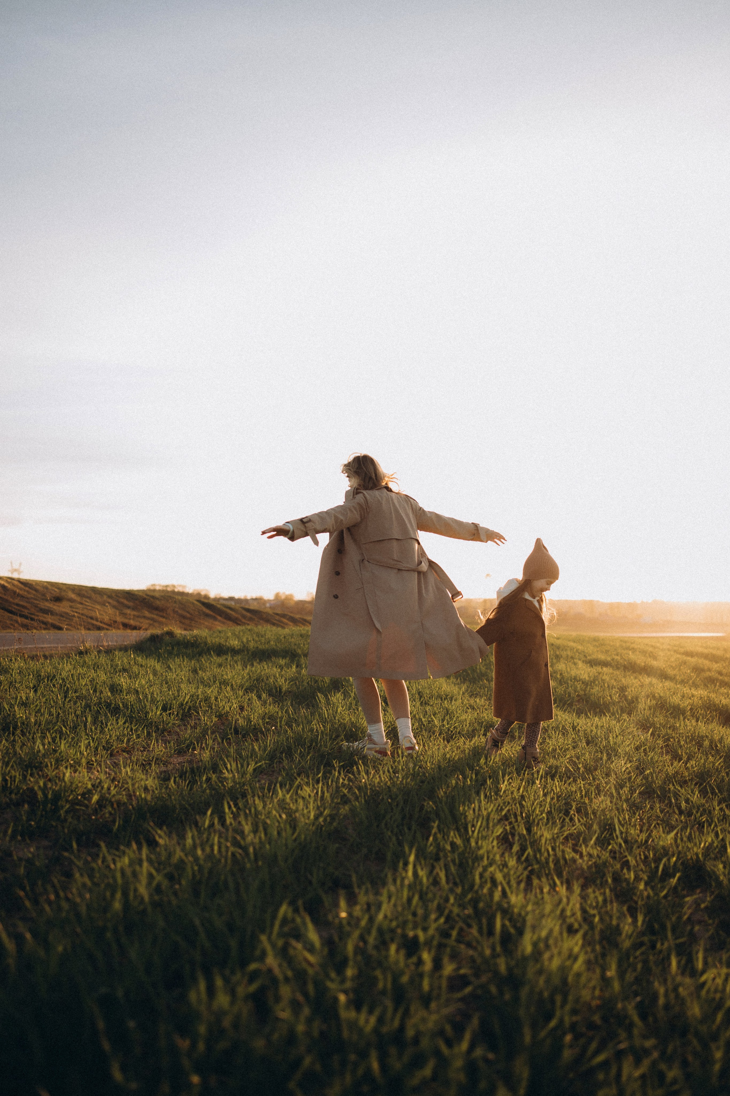 София и Диана (весна). Фотограф Елена Рябцева