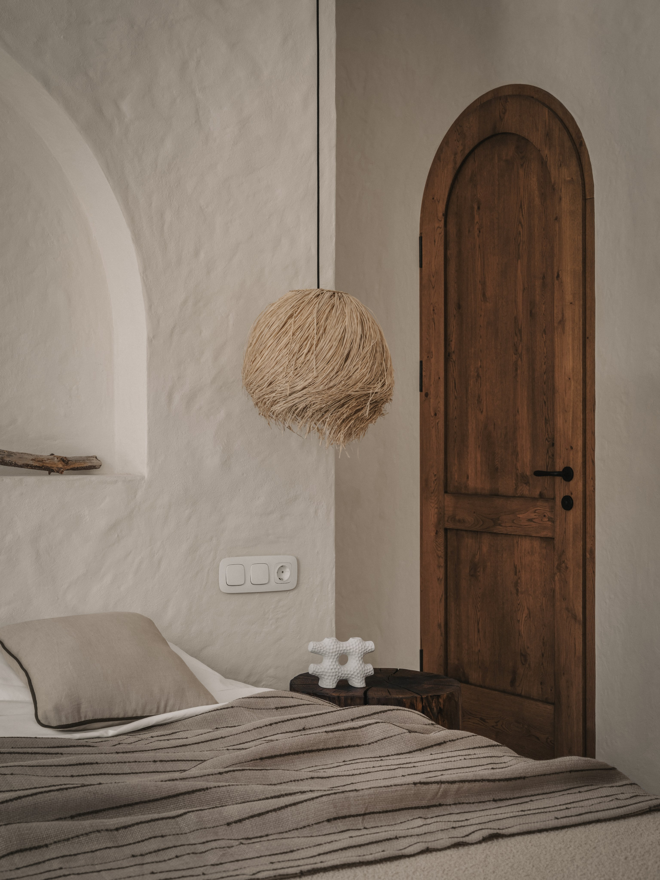 Фотосъёмка дизайн проекта квартиры в Esentai City. Роман Якунин — интерьерный фотограф в Алматы