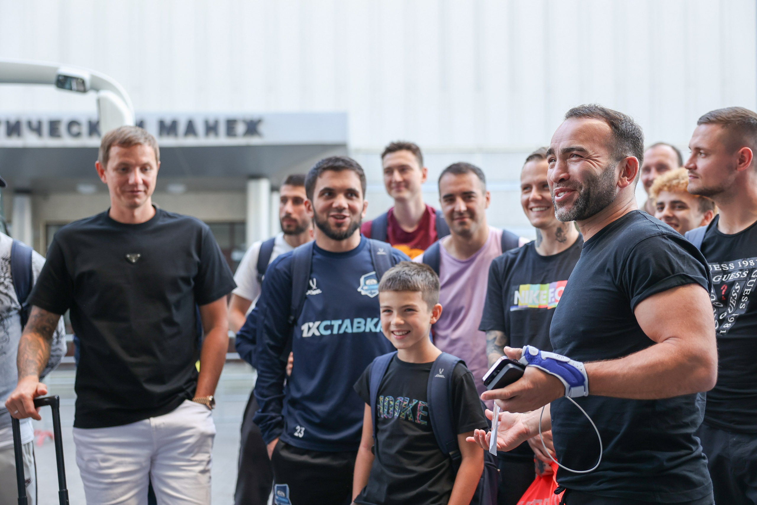 Благотворительный футбольный матч Друзья Бурмистрова vs ФК Fight Nights. Спортивный репортажный фотограф Казань Нафис Сиразетдинов