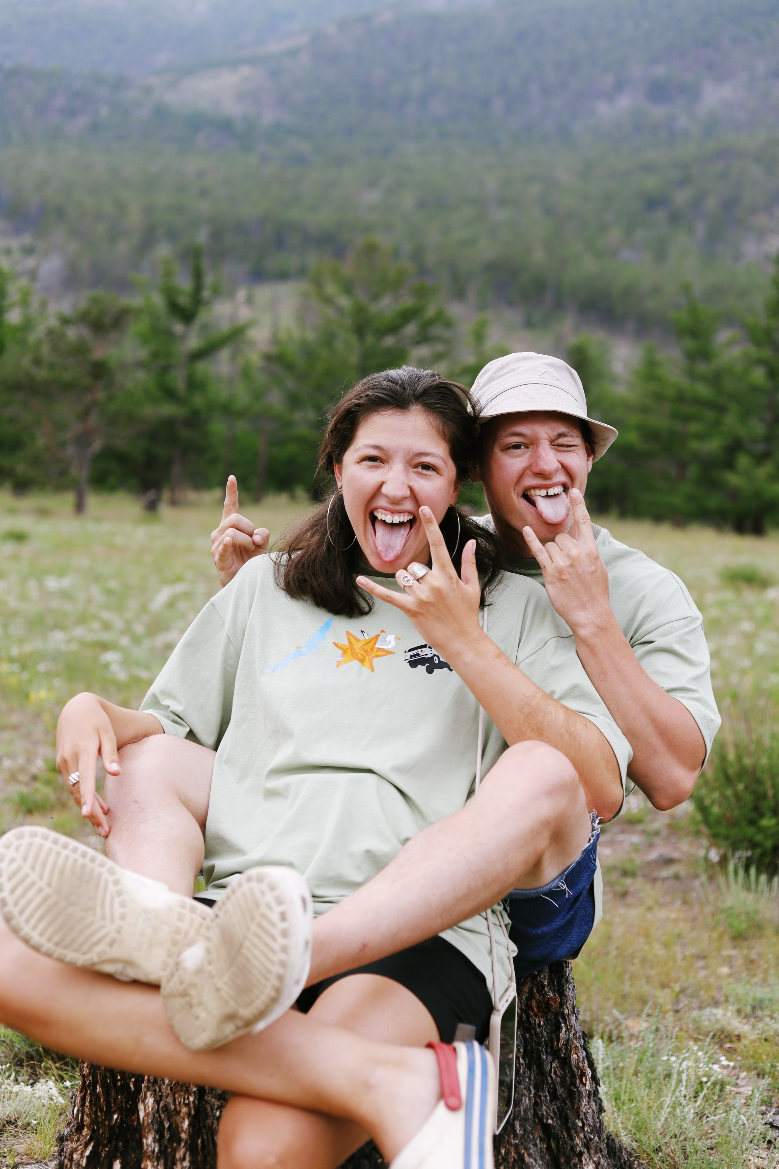 Лето 2024 / палатки. 1642 — первый лагерь для взрослых на Байкале