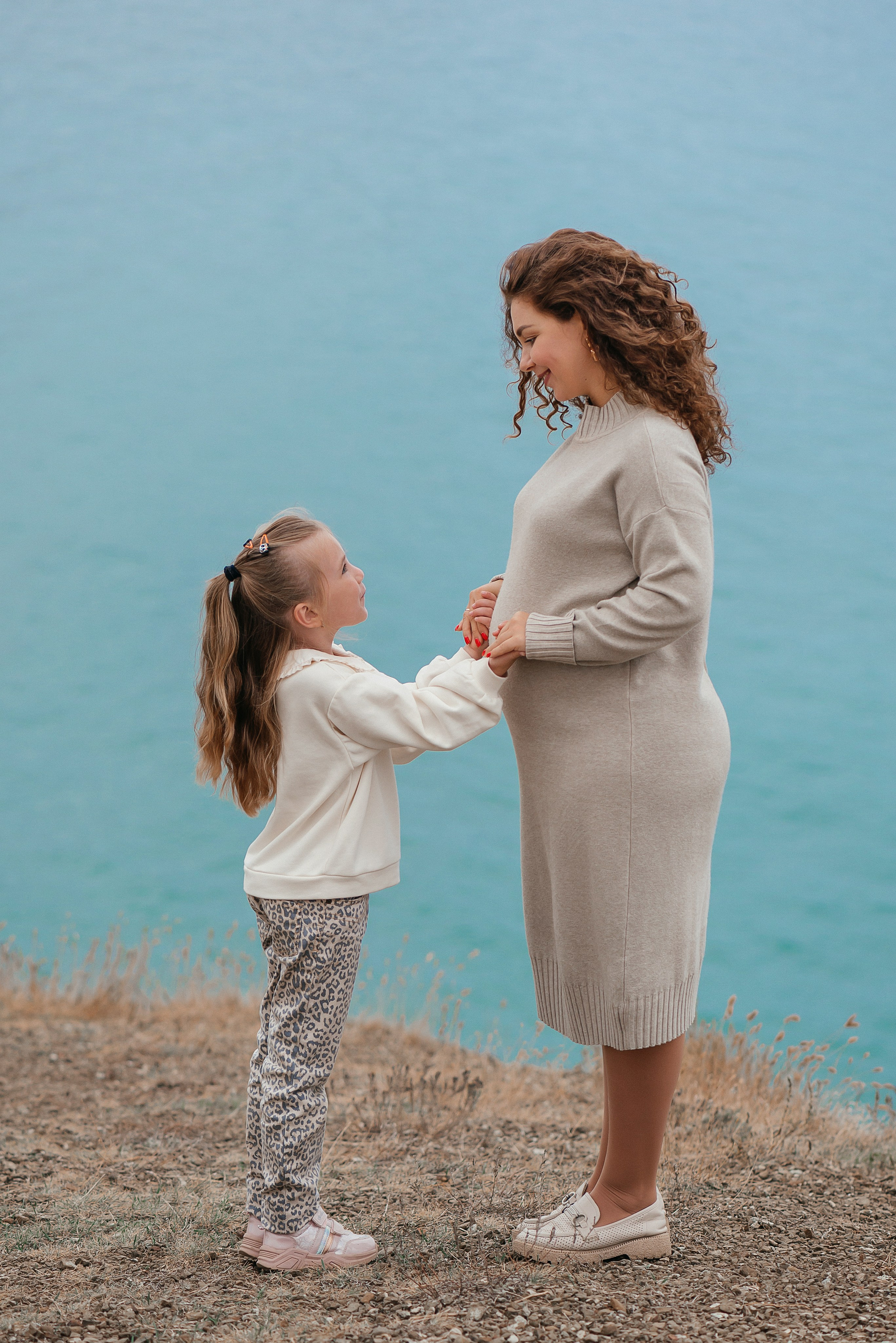 СЕМЕЙНАЯ ФОТОСЕССИЯ В БУХТЕ БУГАЗ