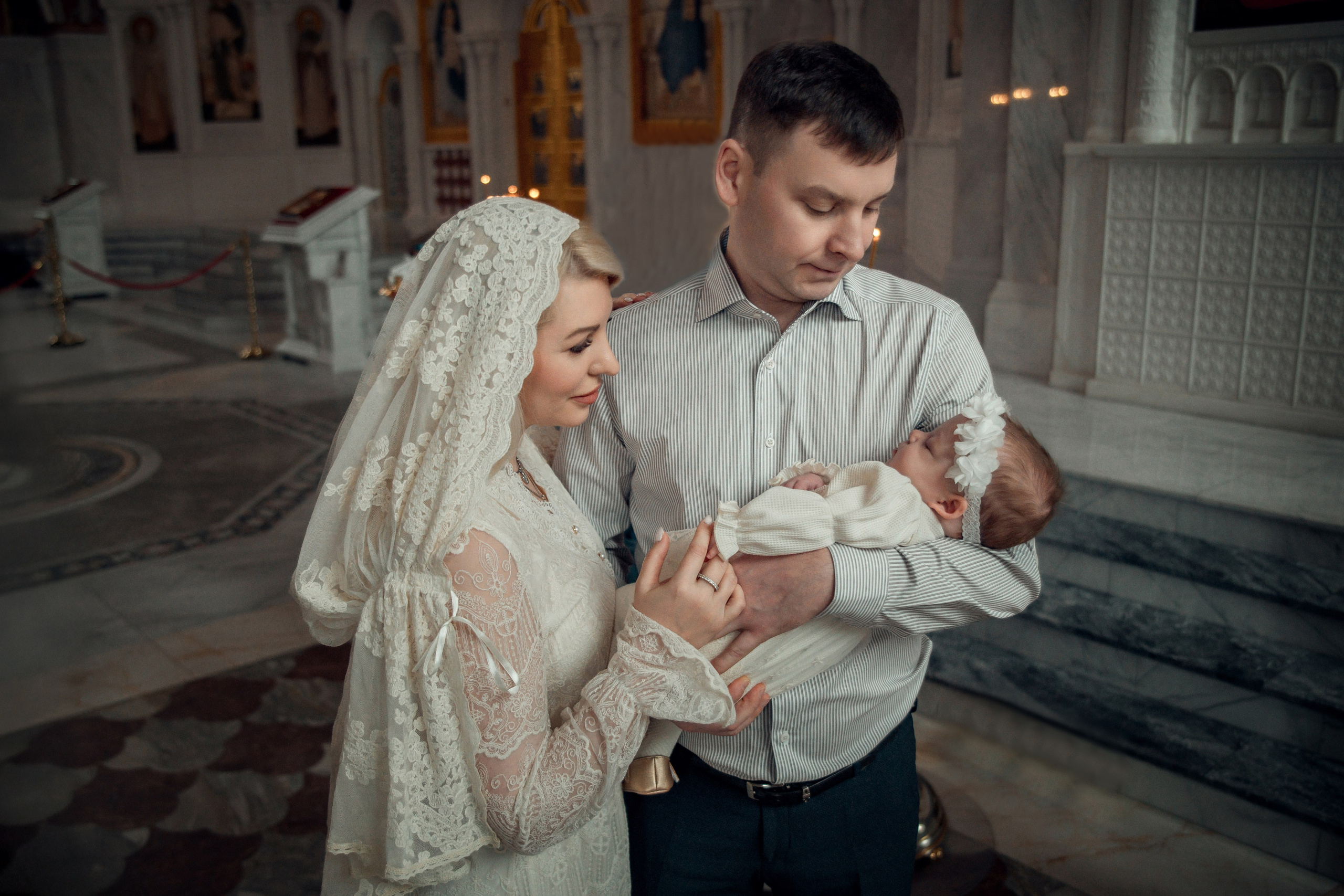 Таинство Крещения Натальи, Собор Александра Невского г. Волгоград. Церковный, семейный и репортажный фотограф Волгоград, Волжский