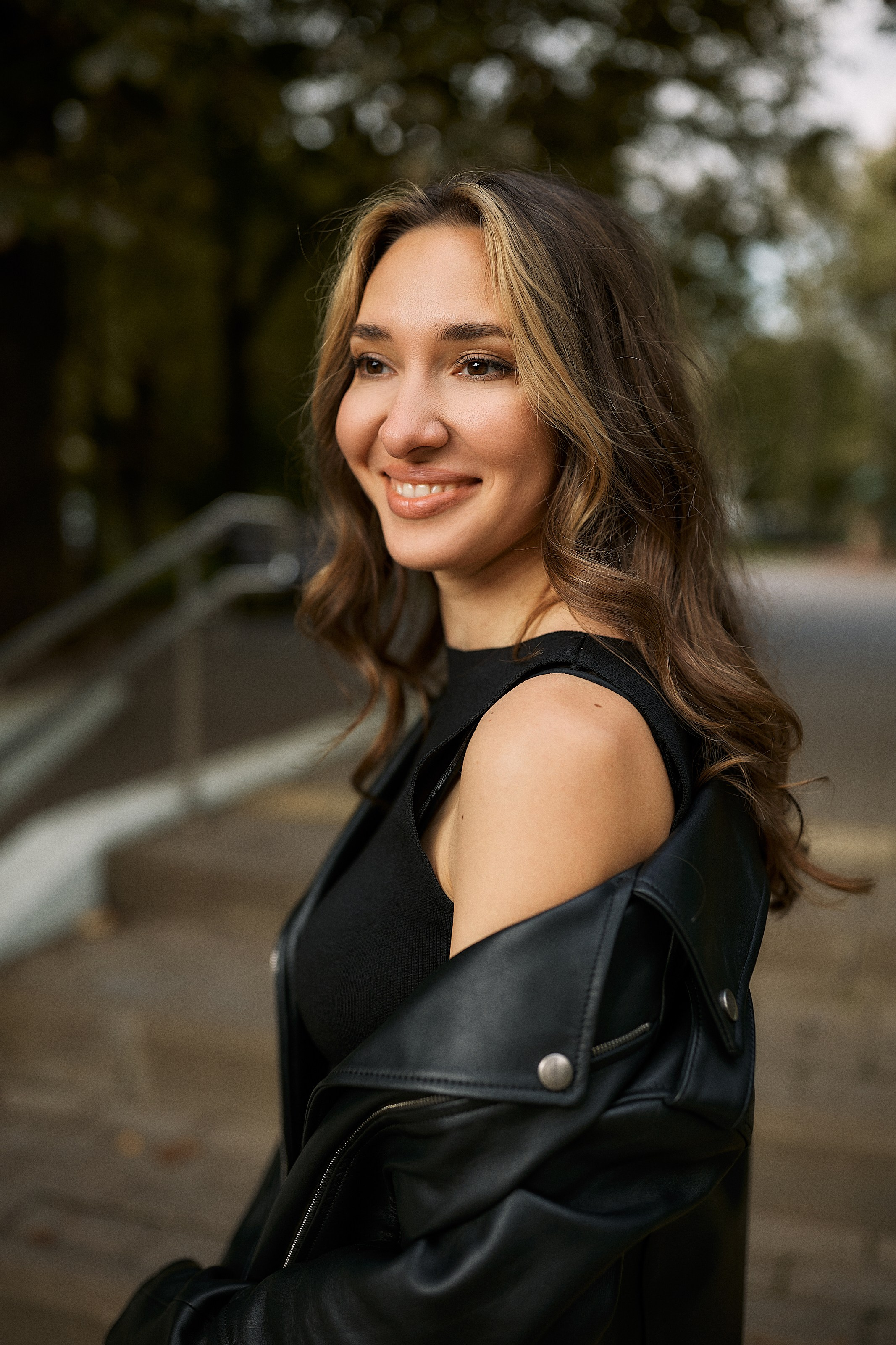 женский портрет на природе