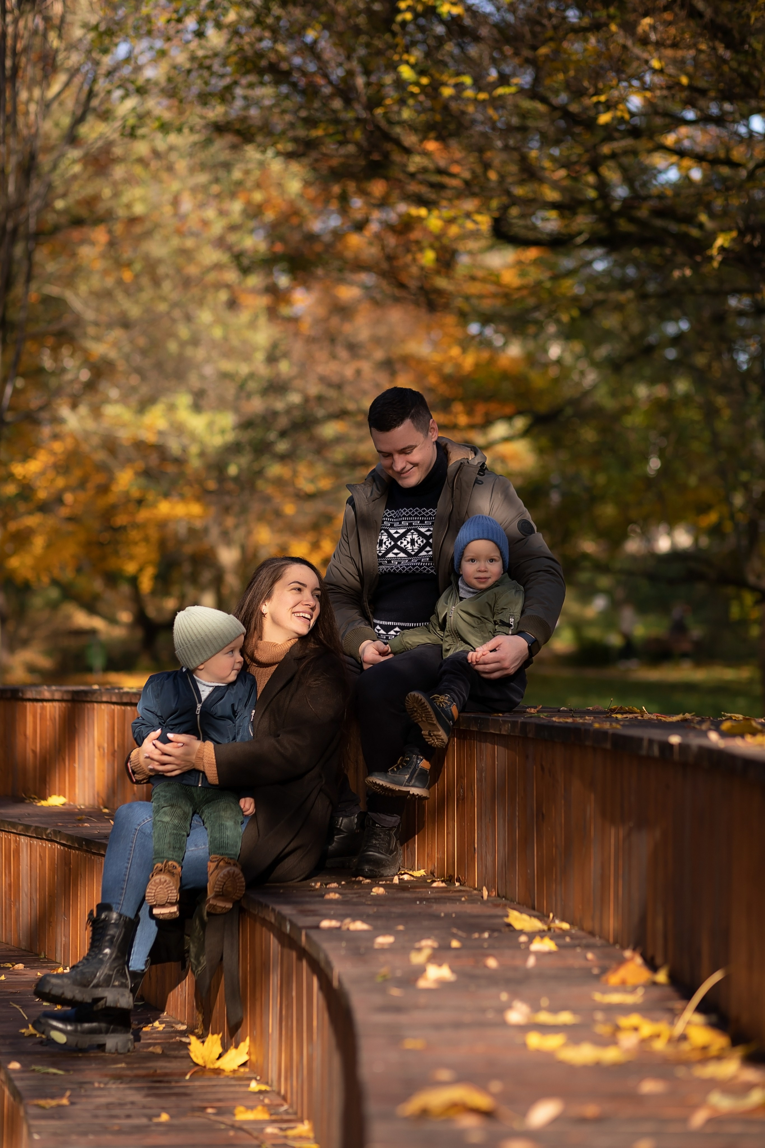 Дима, Настя, Даня, Тема. Главная