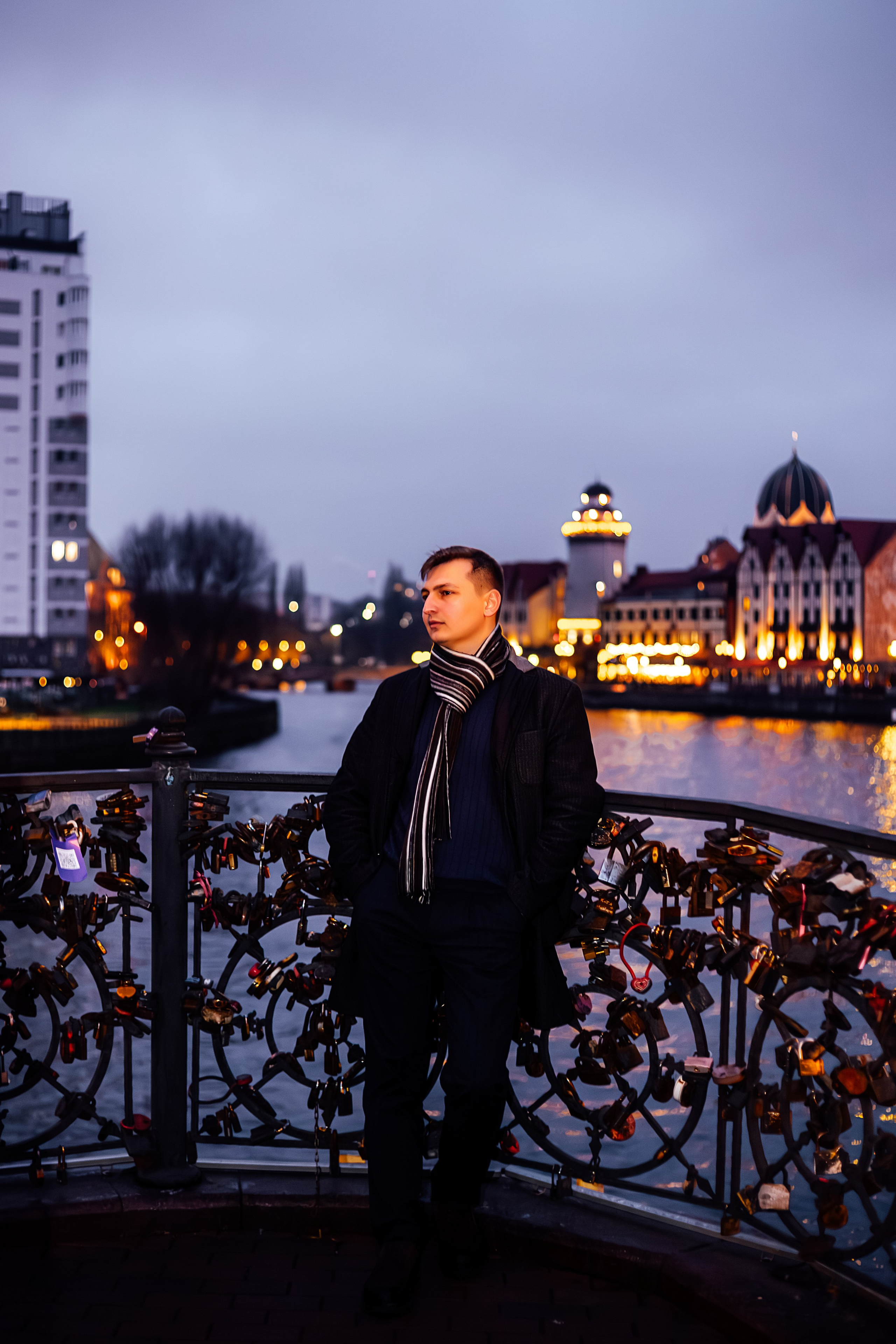 Денис. Https://malovafoto.ru