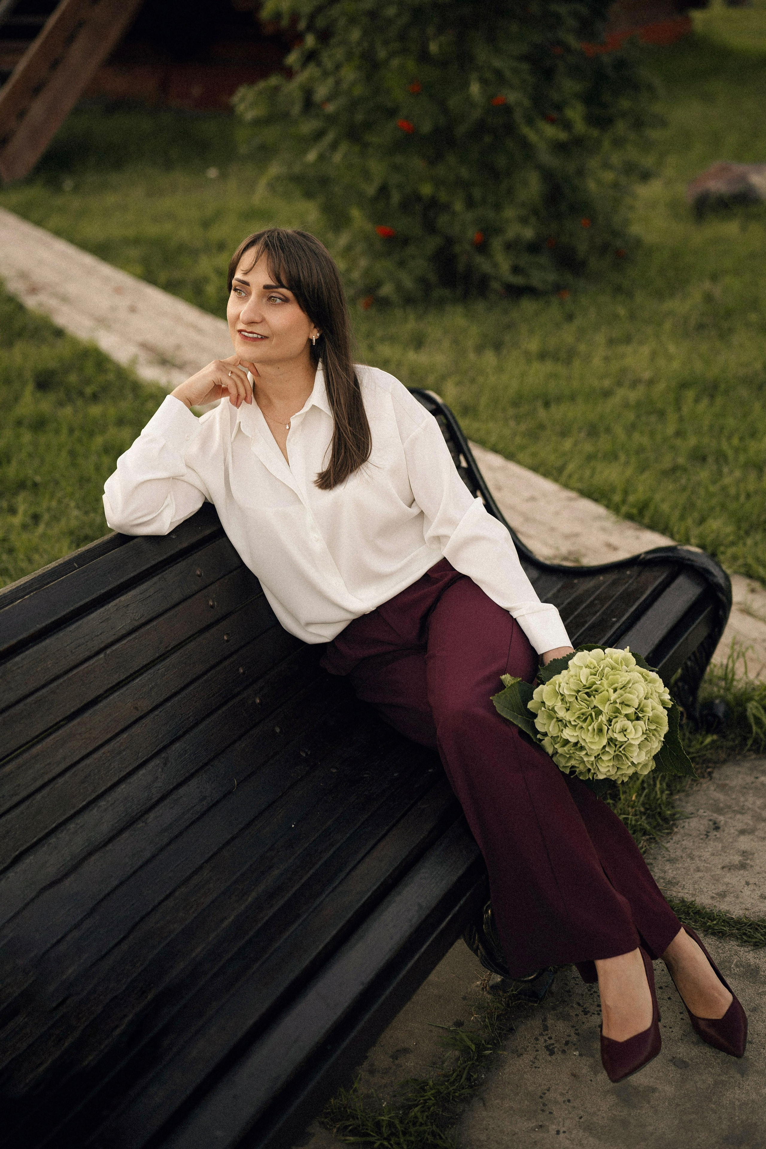 Натали с гортензией. Портретный, семейный и свадебный фотограф в Нарьян-Маре