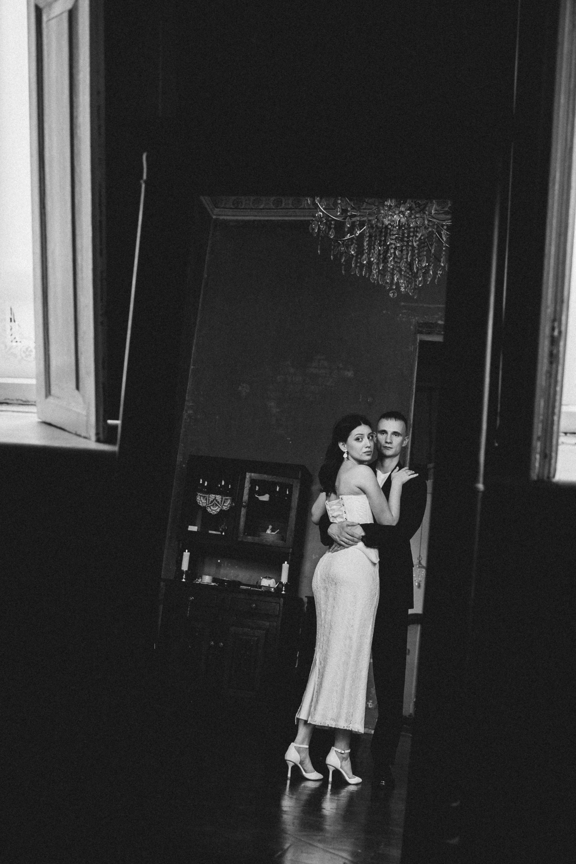 Свадебная фотосессия в «Птичке». Свадебный фотограф Виолетта Сидельникова. Краснодар, Россия, Беларусь, Европа