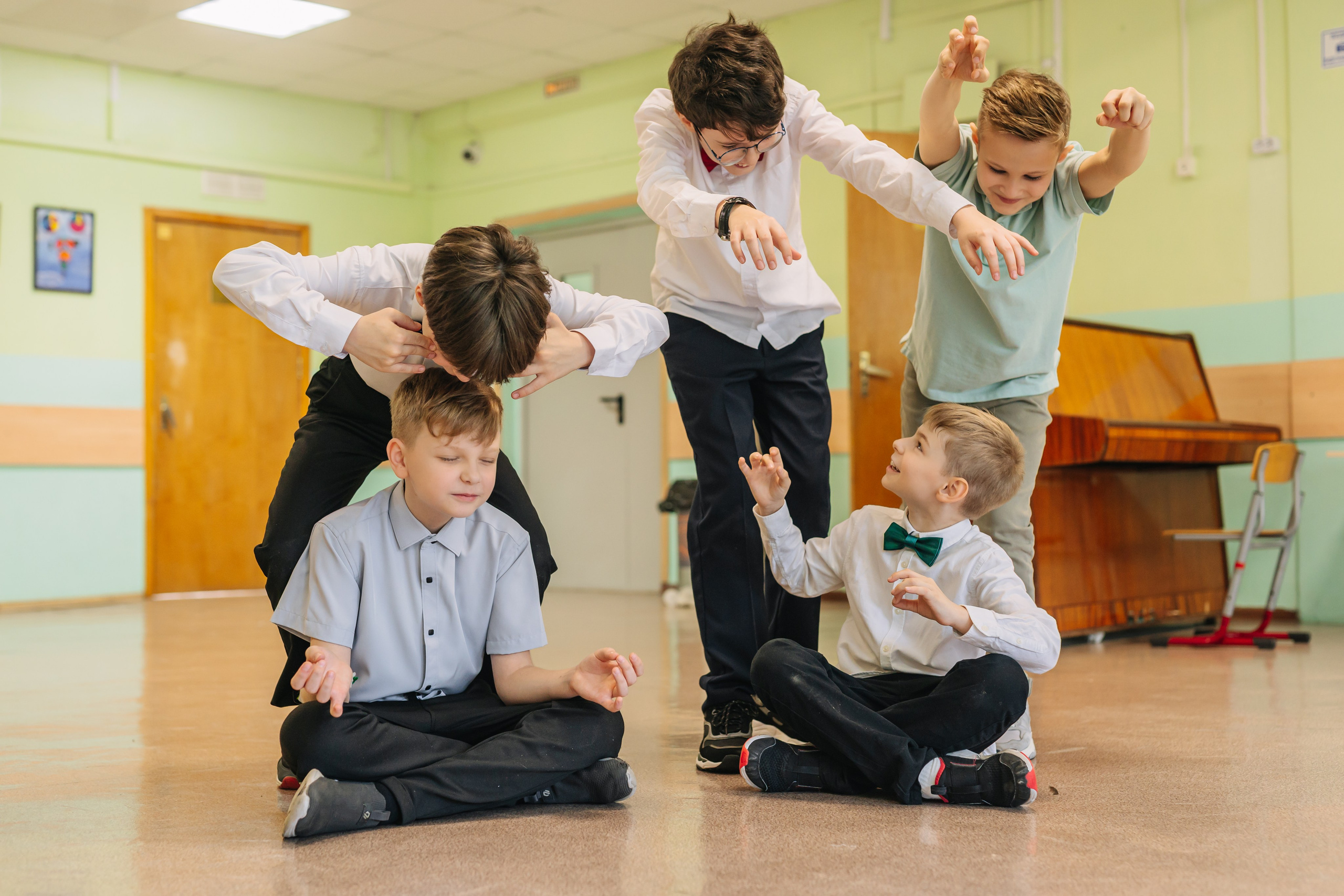 4 класс. Школьные альбомы и альбомы для детского сада. Юлия Осипова. Москва