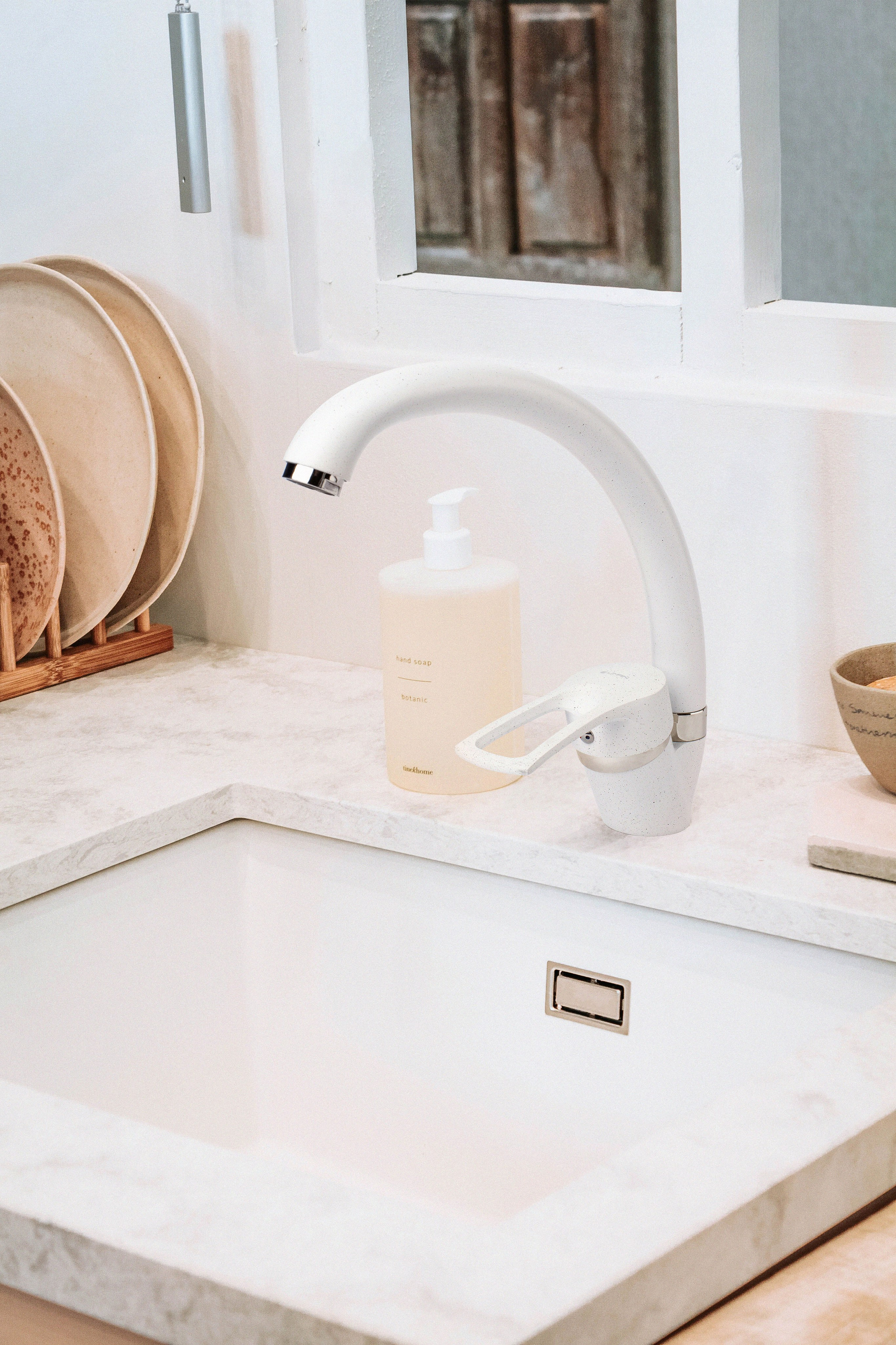 Mood-контент. Предметная фотосъемка в Алматы. Предметный фотограф для маркетплейстов Артур Ахмадиев