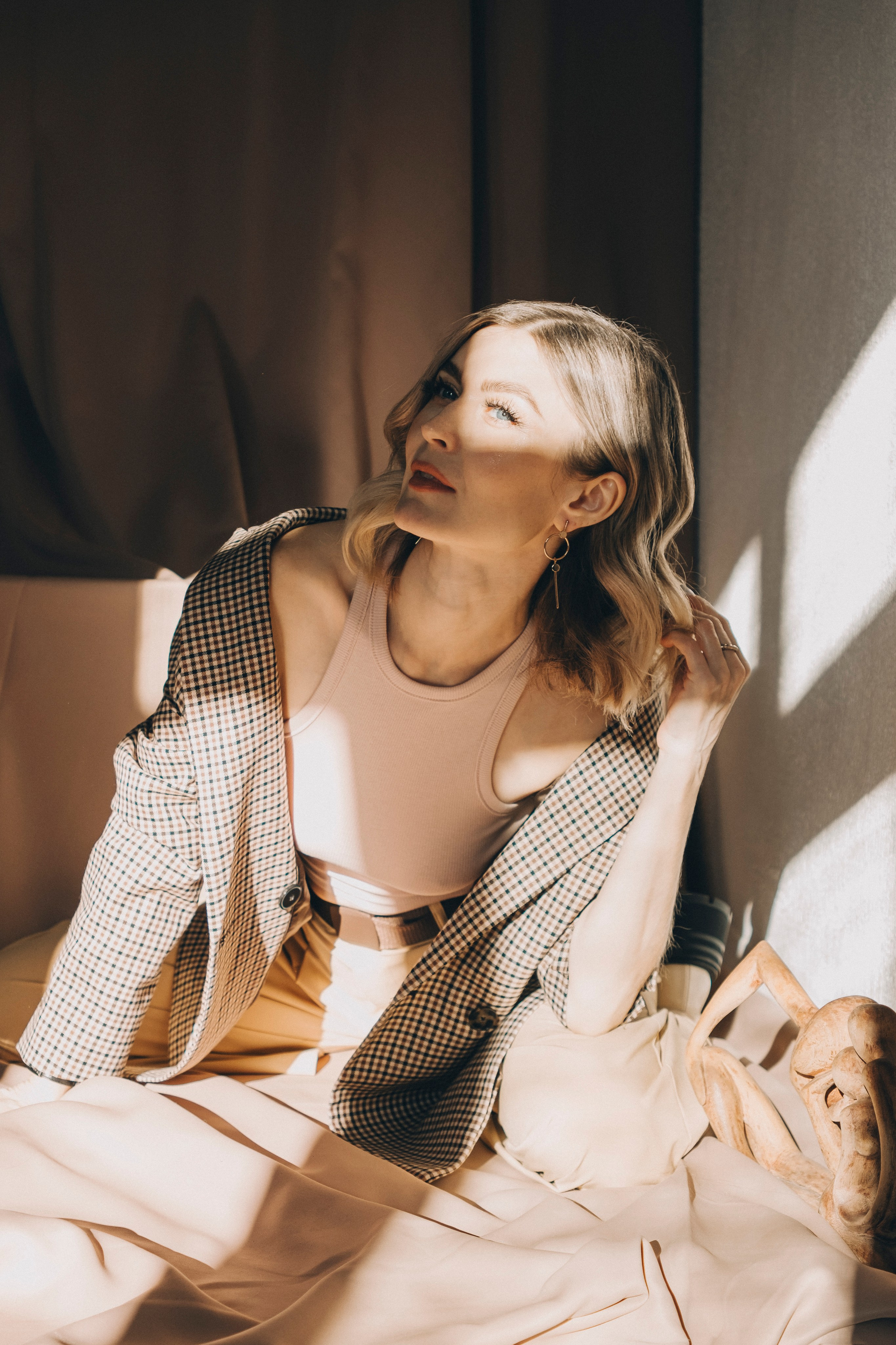 Падал свет. Фотограф в Иркутске Анна Мирошникова