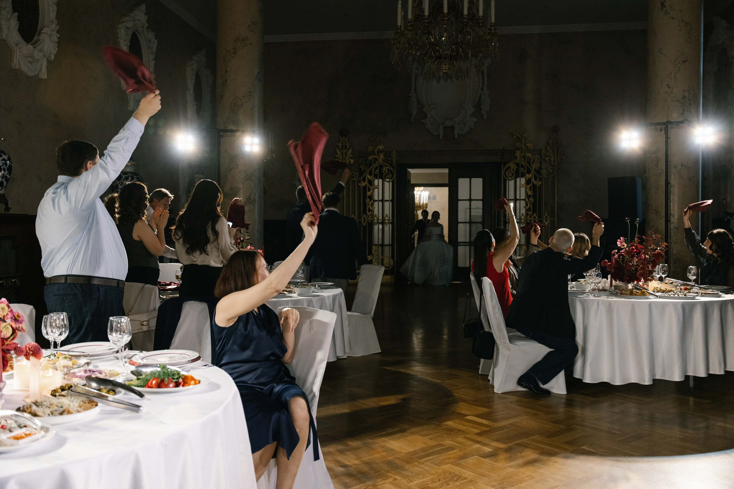 Свадебный банкет в отеле Хилтон Москва Ленинградская. Свадебный фотограф Москва