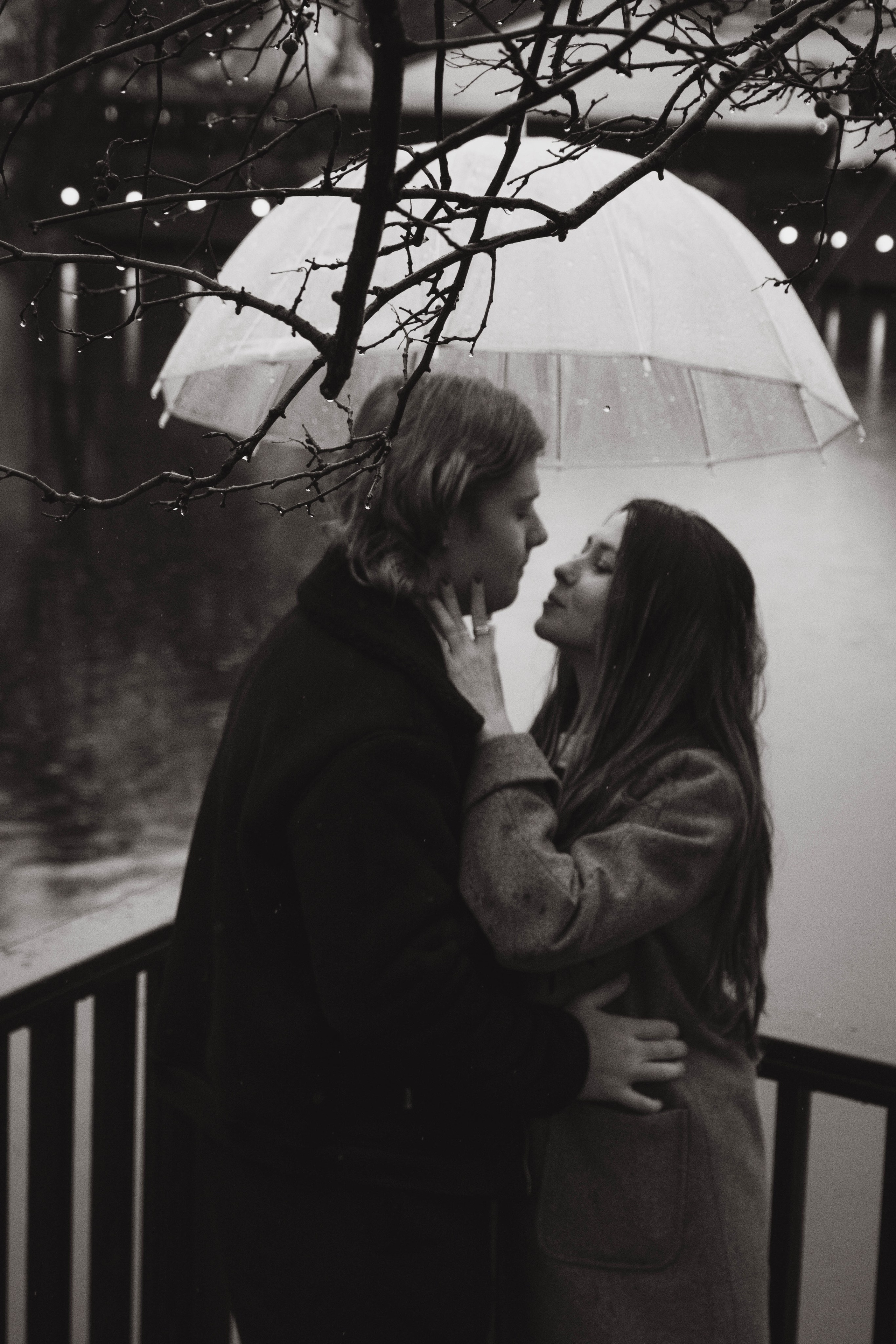 Саша и Максим. Чистые пруды. Фотограф Москва Валерия Веденина