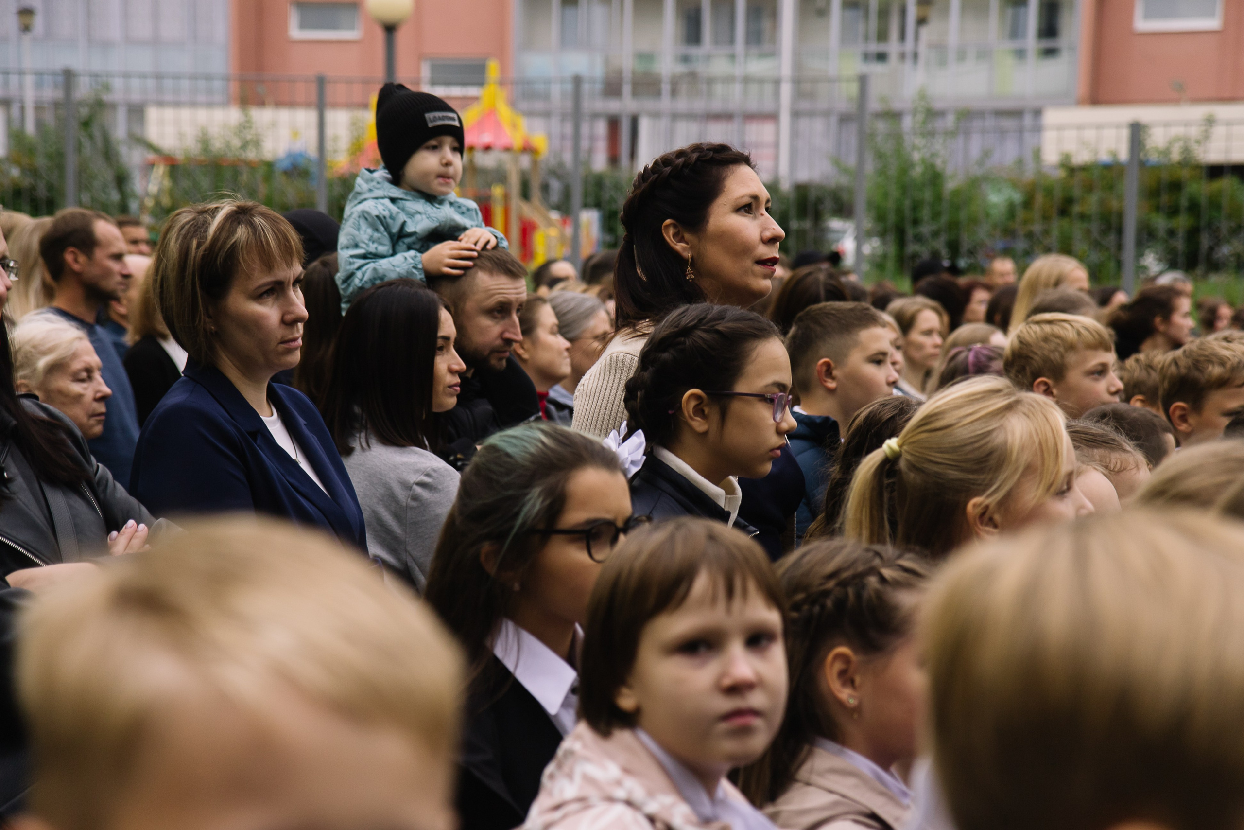Фотосессия школьников на 1 сентября. Семейный фотограф в Томске Максимова Екатерина
