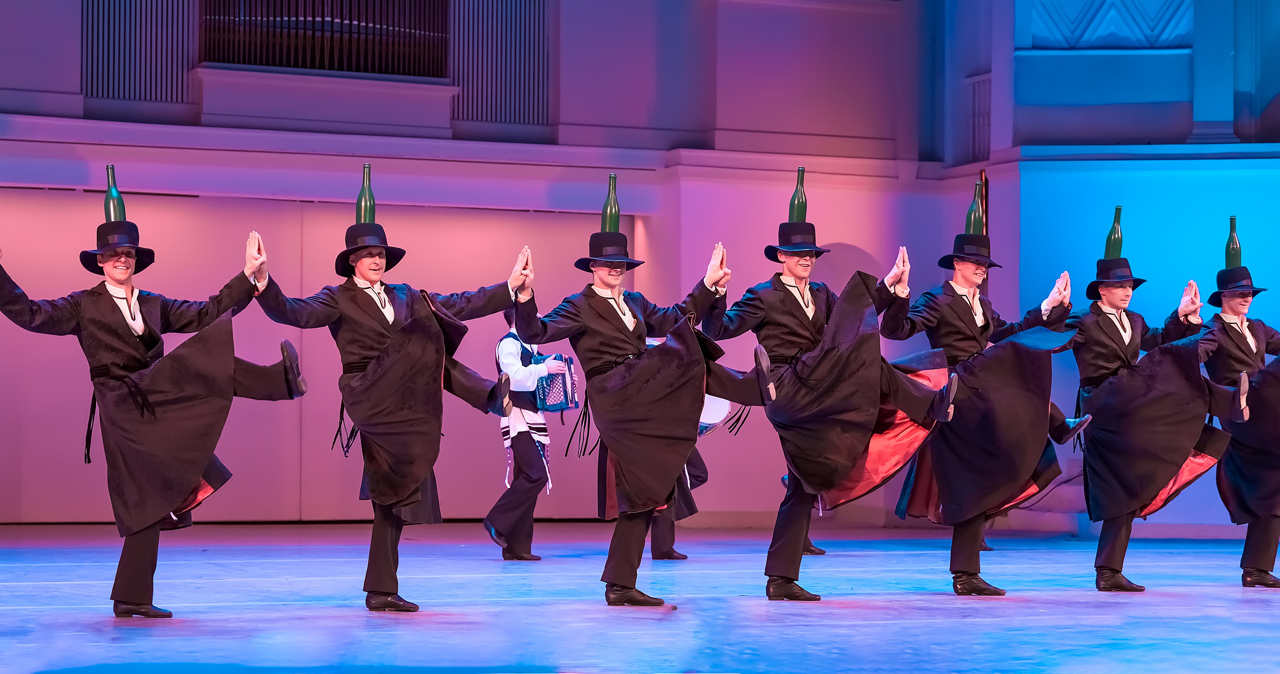 Государственный ансамбль танца «Урал». Балетный фотограф Москва Майоров Николай