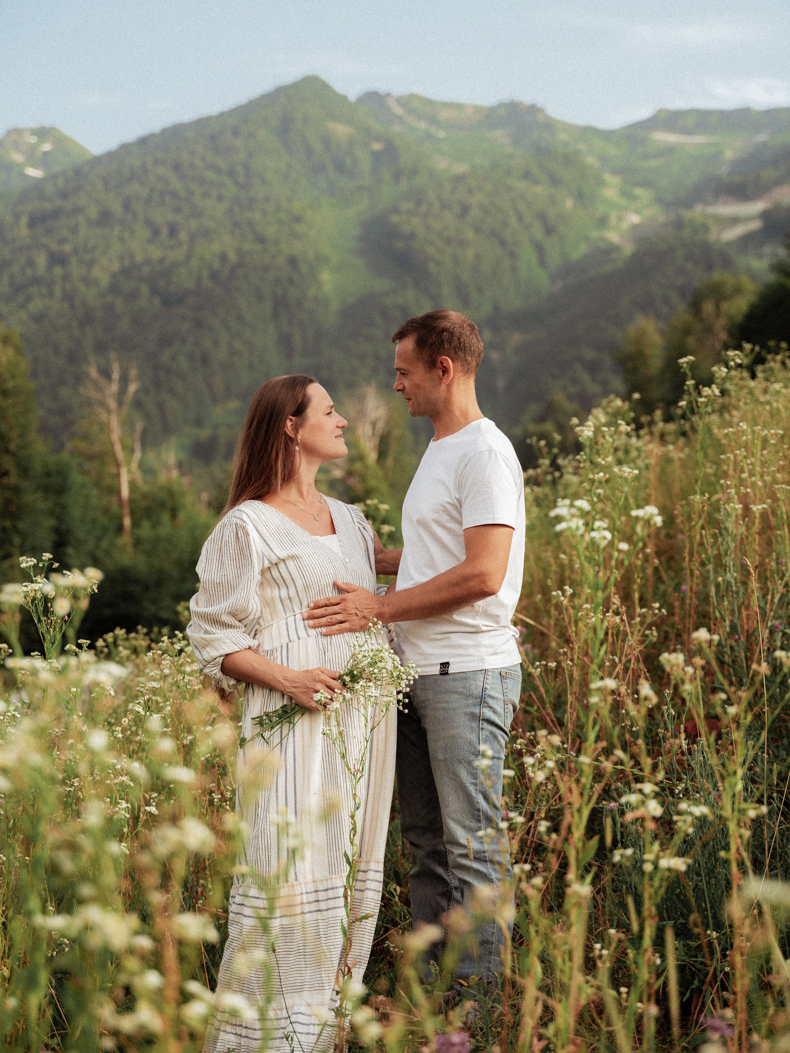 Фотосессия беременности в Красной Поляне. Фотограф на Пхукете Максим