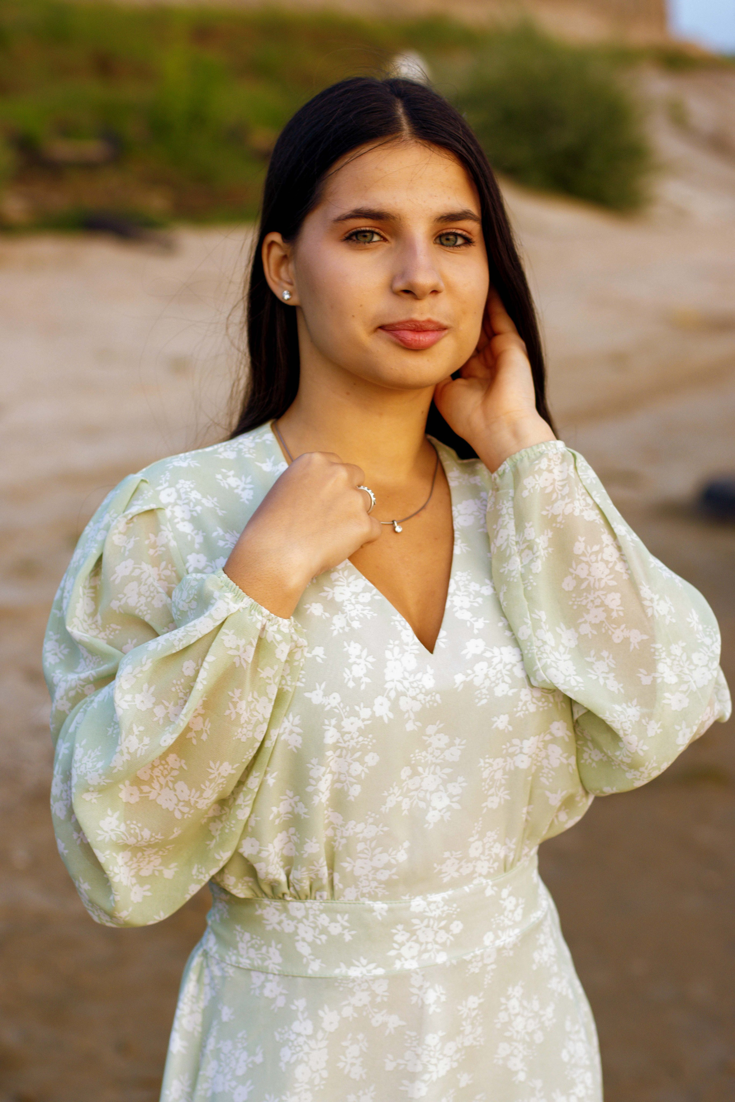 Эмилия у озера. Фотограф Татьяна Матрос